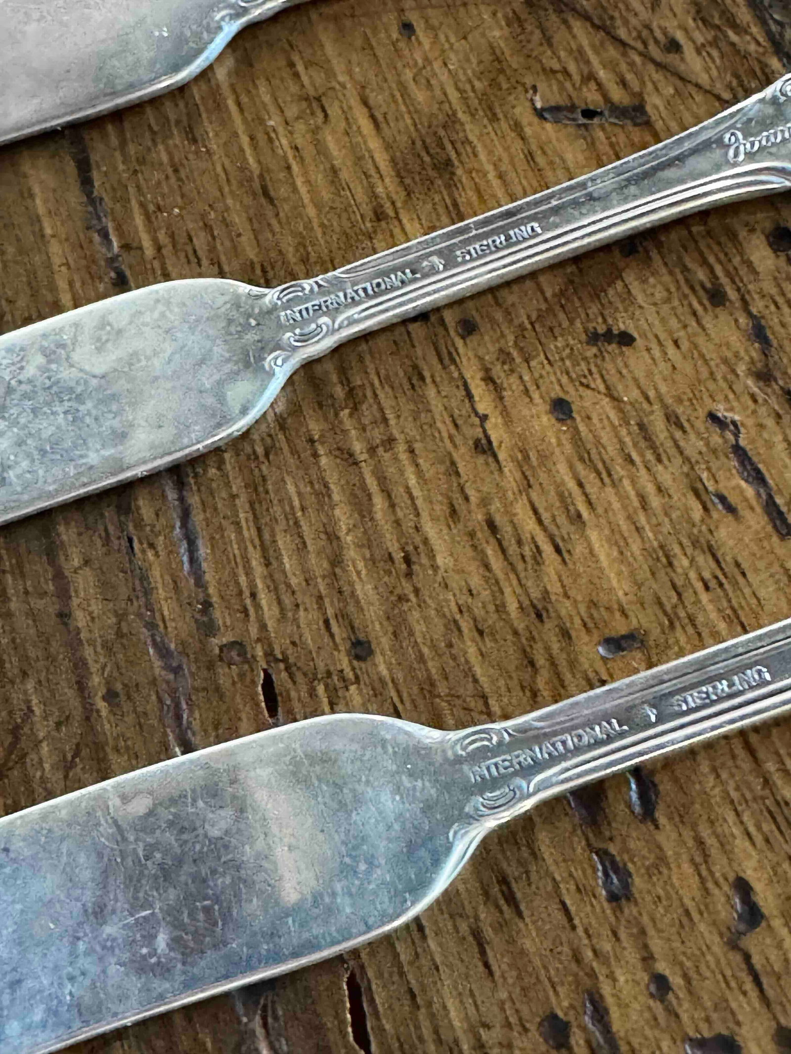 Set of Nine International Silver "Joan of Arc" Sterling Silver Lunch Forks and Butter Spreaders - 6