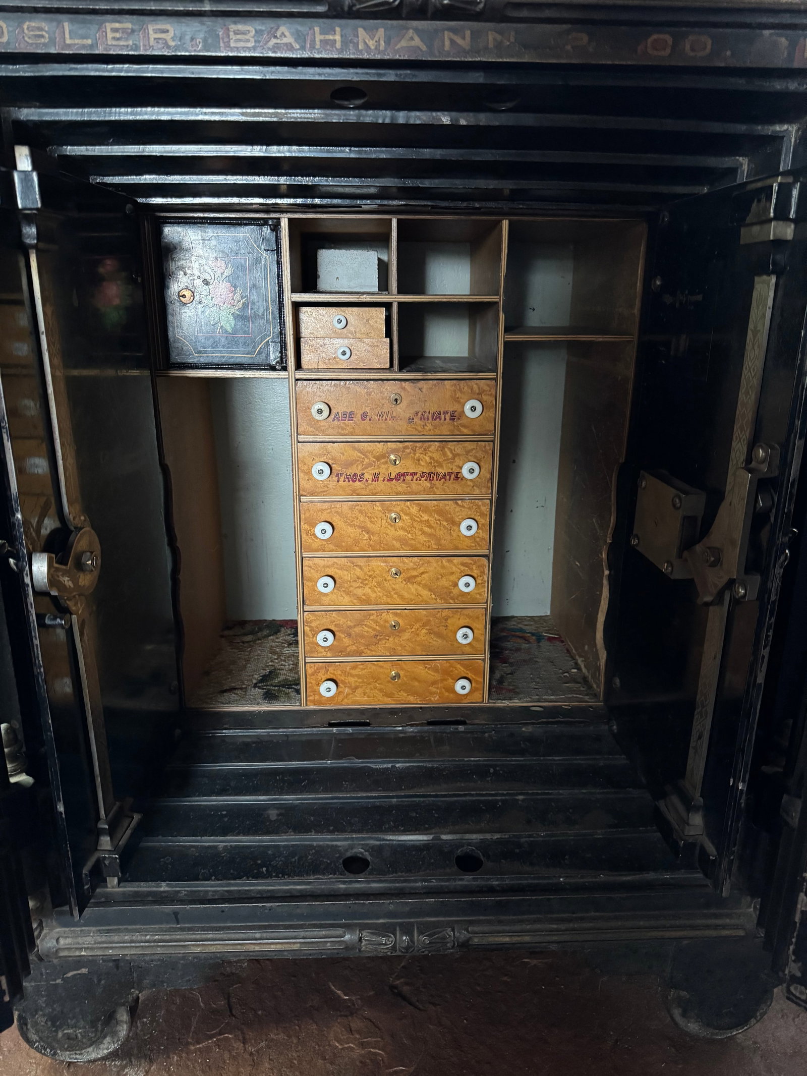 Late 19th century Mosler, Bahmann & Co Safe - 13