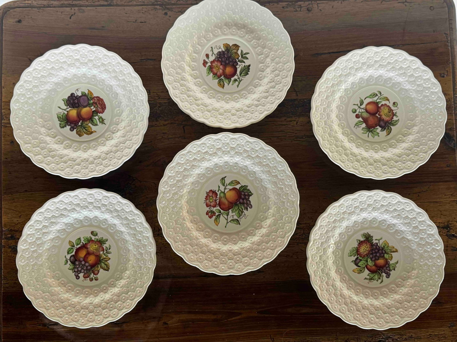 Set of Twelve Copeland Spode "Spode's Byron" Luncheon Plates (1 of 3)