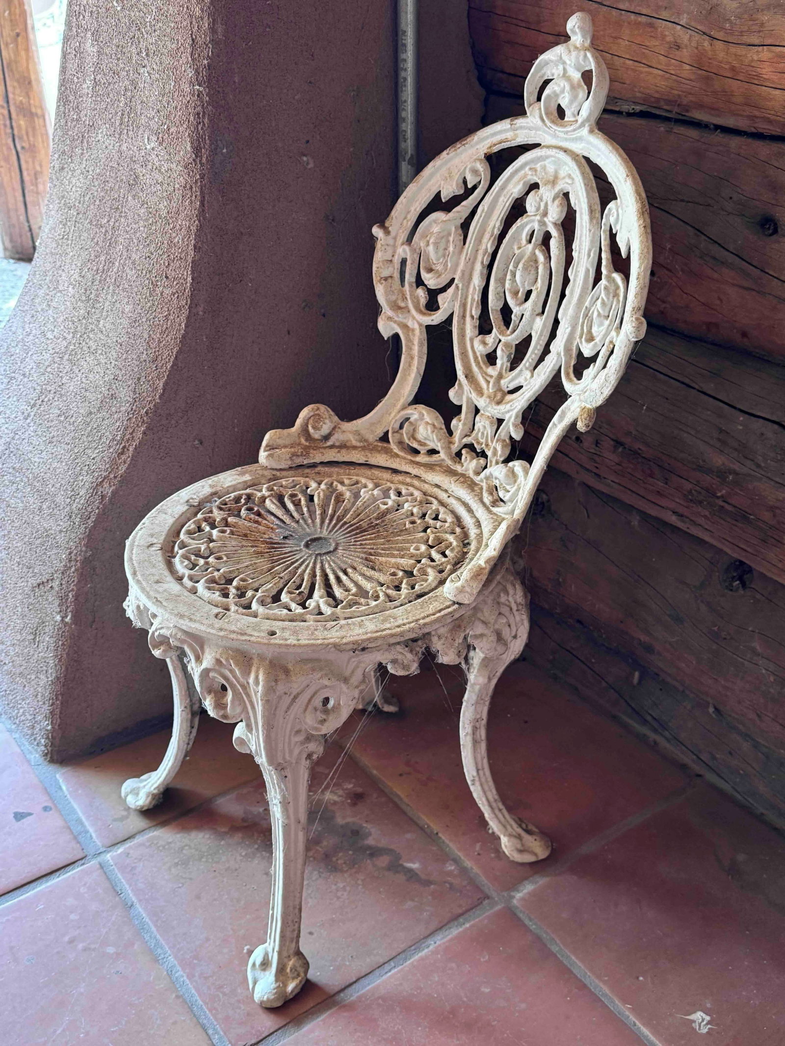 Pair of Victorian Style Cast Iron Garden Chairs - 4