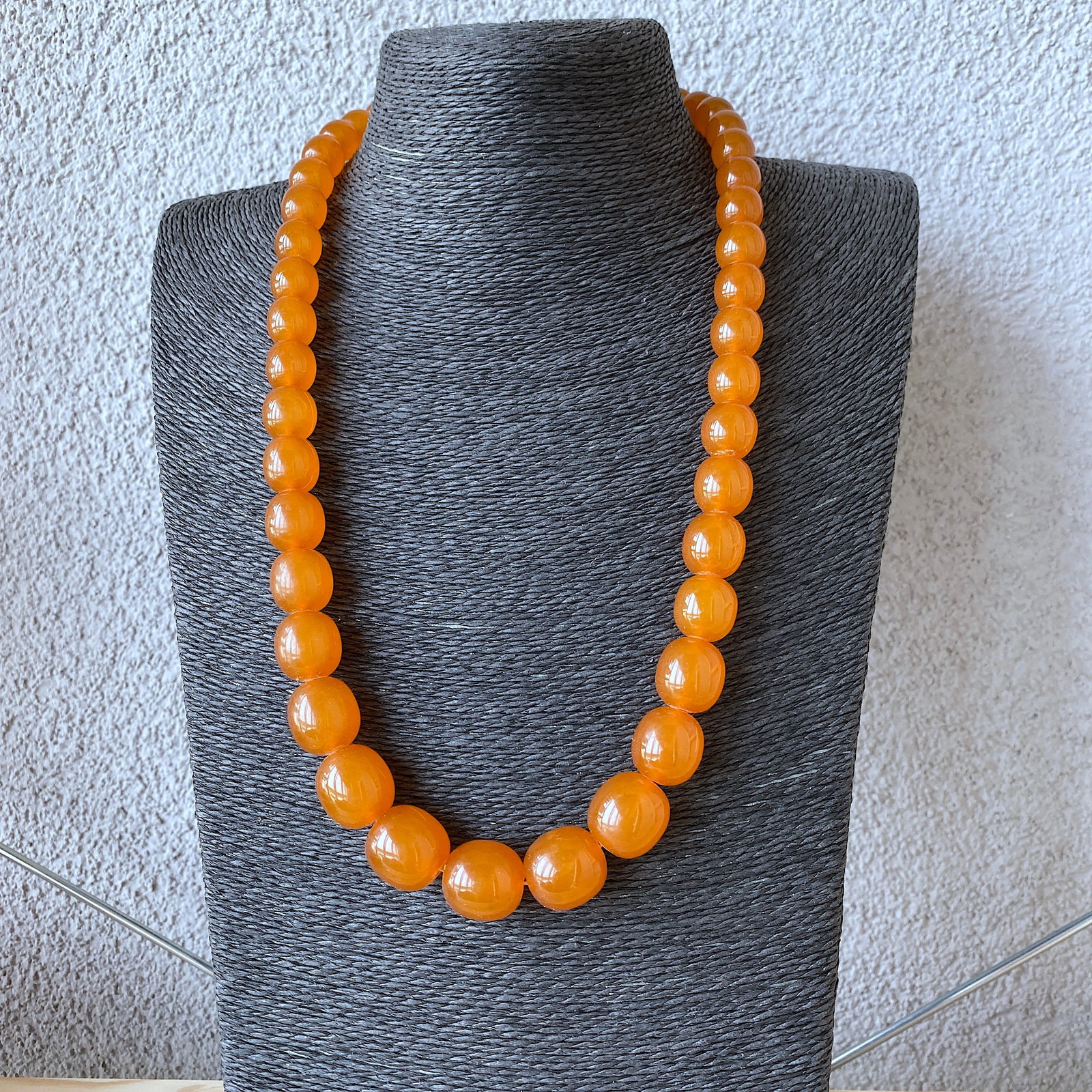 Impressive Amber Necklace: Title:Impressive Amber Necklace Metal:None Gemstone:Amber Weight:73.1 g Size:Size: 620.0 x 17.4 x 17.4 mm Size: 24.409 x 0.685 x 0.685 inches Made of:(Reconstituted Amber or Whole Stone):Reconstituted