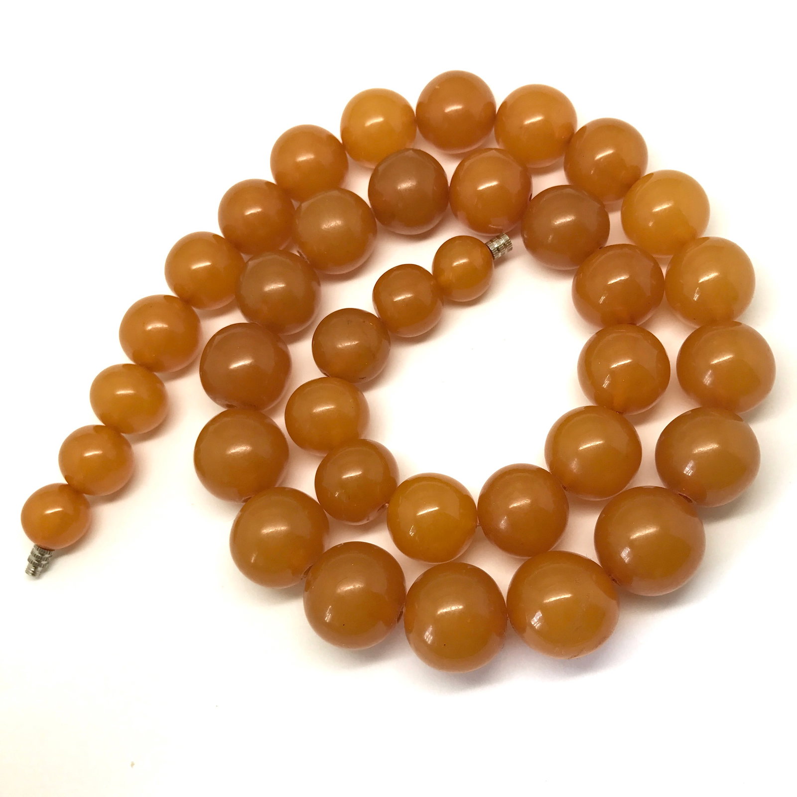 Magnificent Vintage Amber Necklace made from Round Amber beads - 5