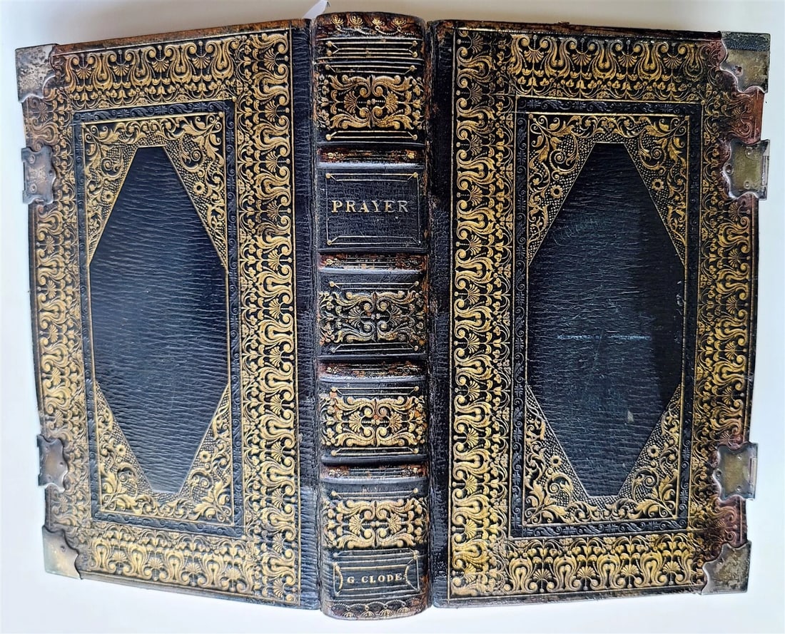 1823 BOOK of COMMON PRAYER in ENGLISH antique AMAZING BINDING w/CLASPS & CORNERS: [Haarlem and surroundings] Smids, L. Korte leevensschets en afbeeldingen der Graaven van Holland, van Dirk de eerste, tot Koning Filip de twede [sic], zynde de laatste, Zo als dezelve voor 't grootste