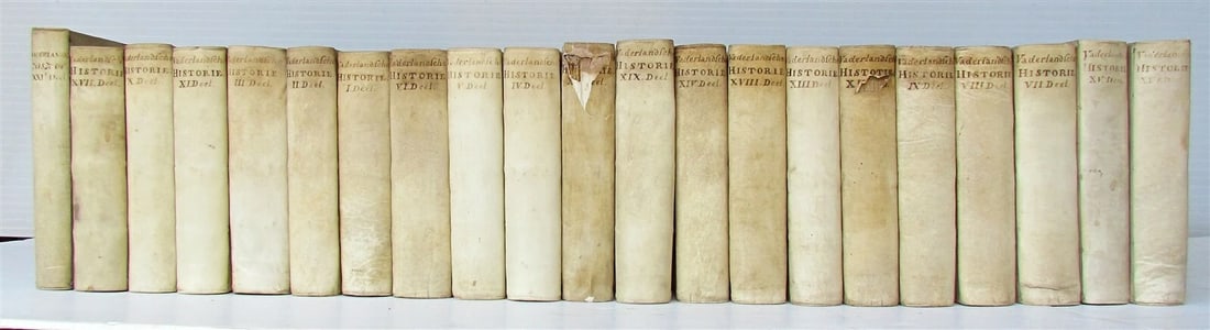 1749-59 21 volumes NETHERLANDS HISTORY ILLUSTRATED antique VELLUM BOUND: Estienne, Ch., und J. Liebault Siben Bücher von dem Feldbau, und vollkom(m)enerBestellung eynes ordenlichen Meyerhofs oder Landguts. (Ubers. von) M. Sebizius. Strassburg, B. Jobin; 1580 [Seven bo