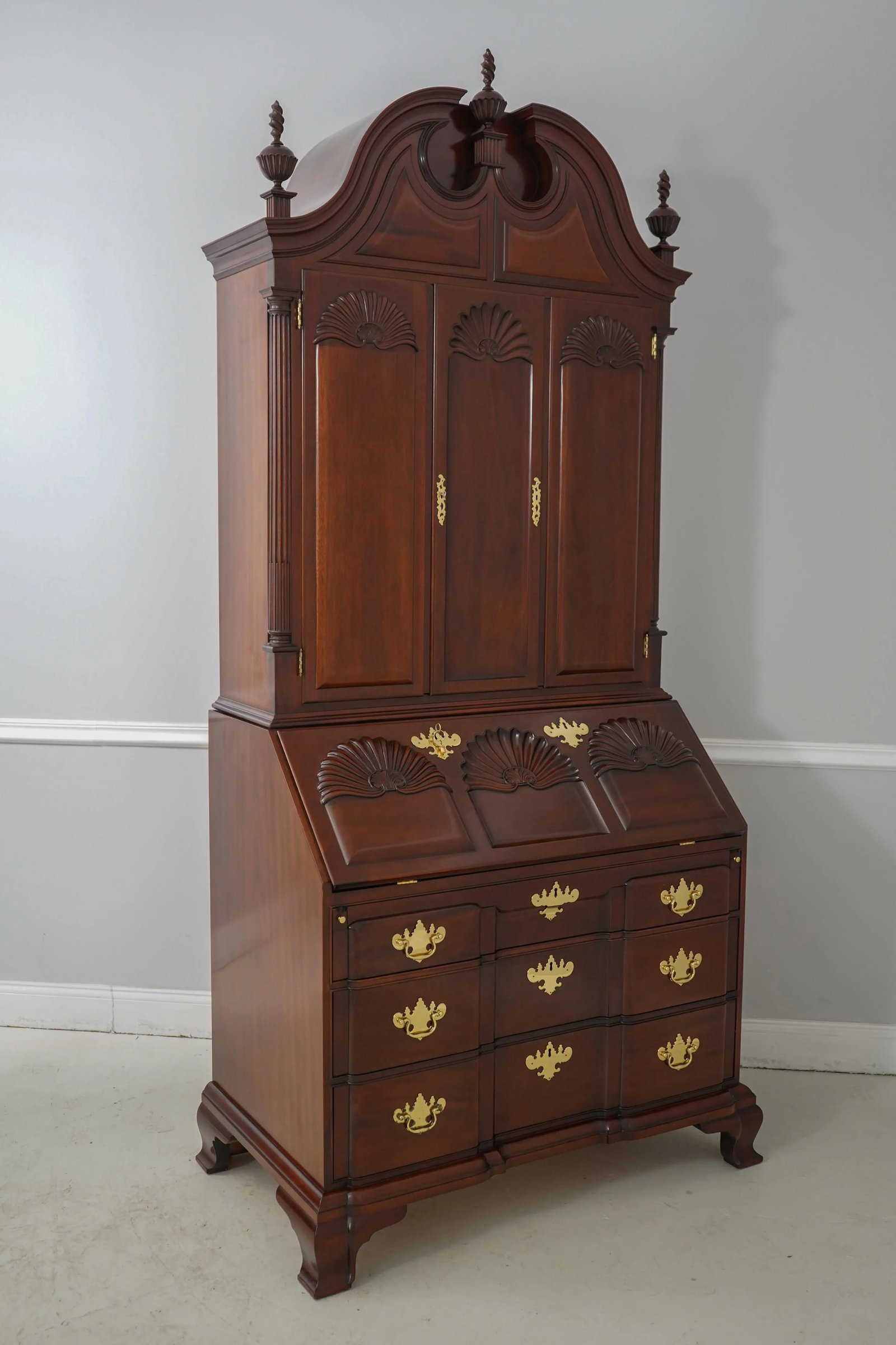 Kindel Winterthur Collection Mahogany Updyke Secretary Desk - 13
