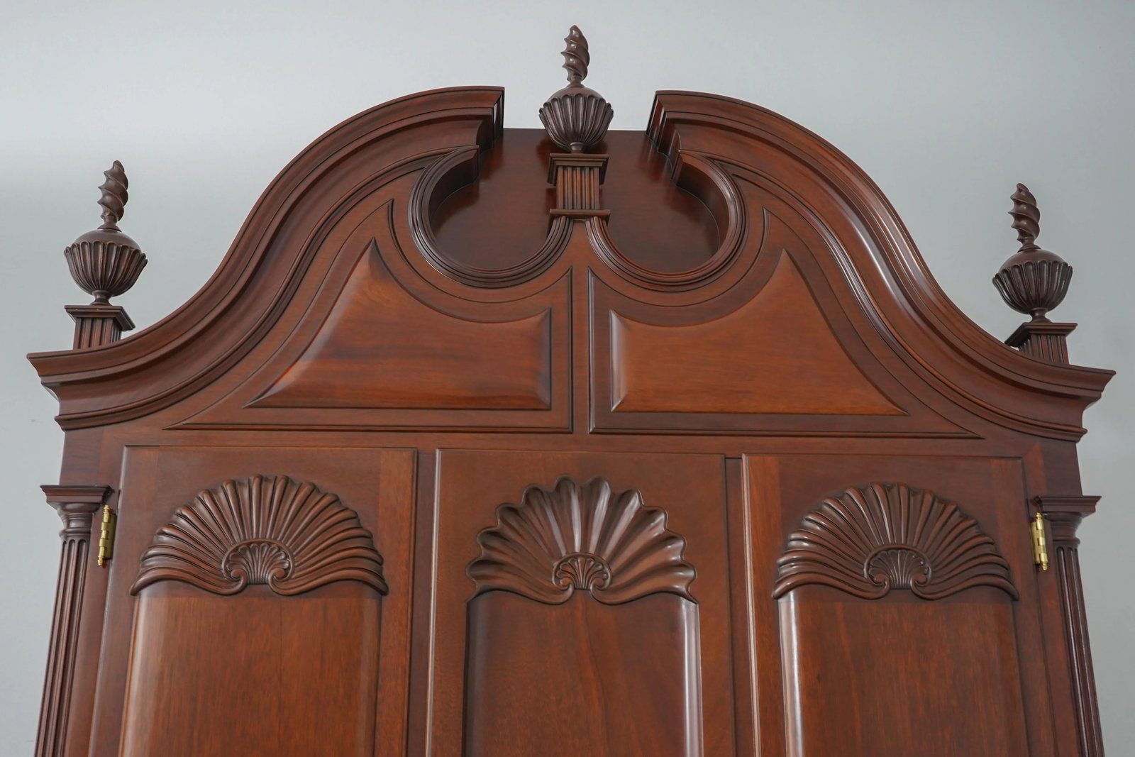 Kindel Winterthur Collection Mahogany Updyke Secretary Desk - 7