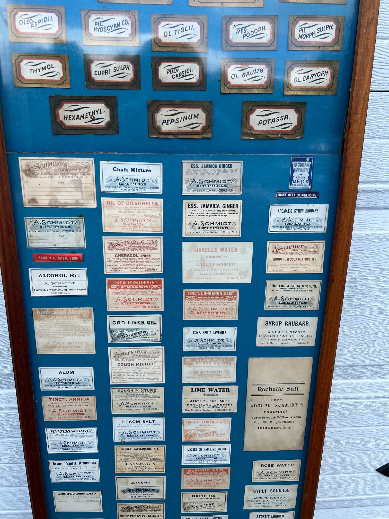 Rare Adolph Schmidt Pharmacy Label Display Including 110 Antique Labels - 3