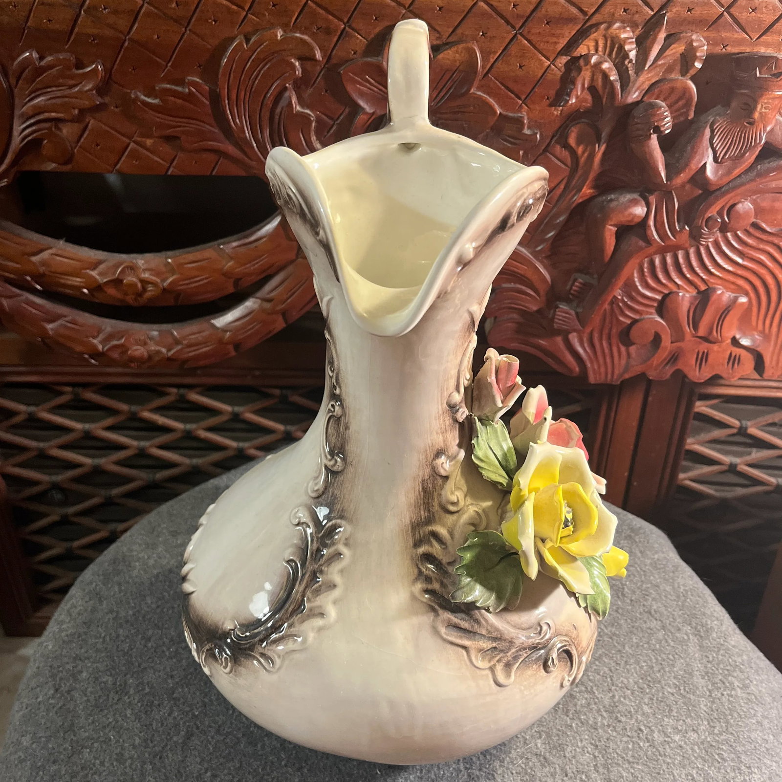 Mid 20th Century Capodimonte Porcelain Pitcher - 5