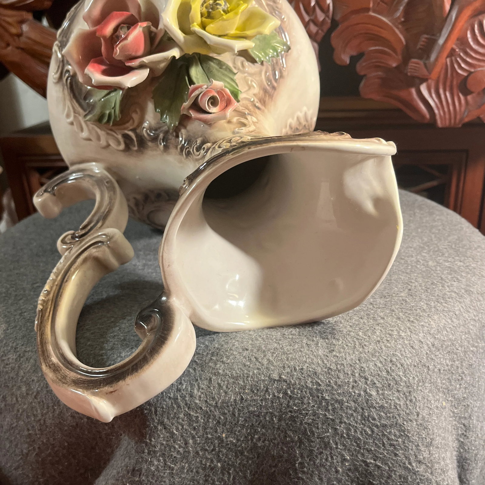 Mid 20th Century Capodimonte Porcelain Pitcher - 7