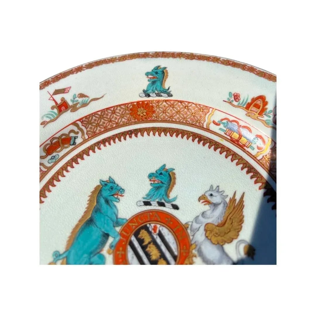 Pair, Chinese Export ââ‚¬ËœYonge' Armorial Porcelain Soup Plates - 5