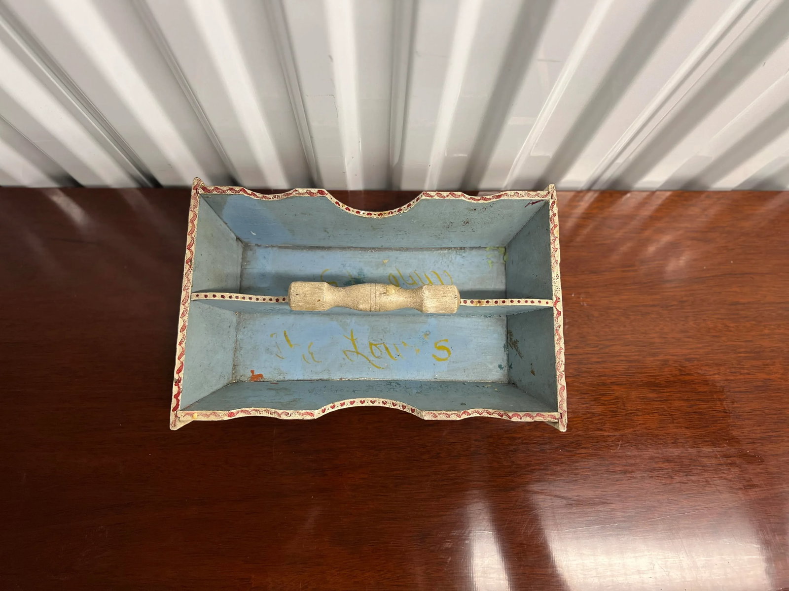 Fantastic American Paint Decorated Folk Art Cutlery Tray - Circa 1845 - 2