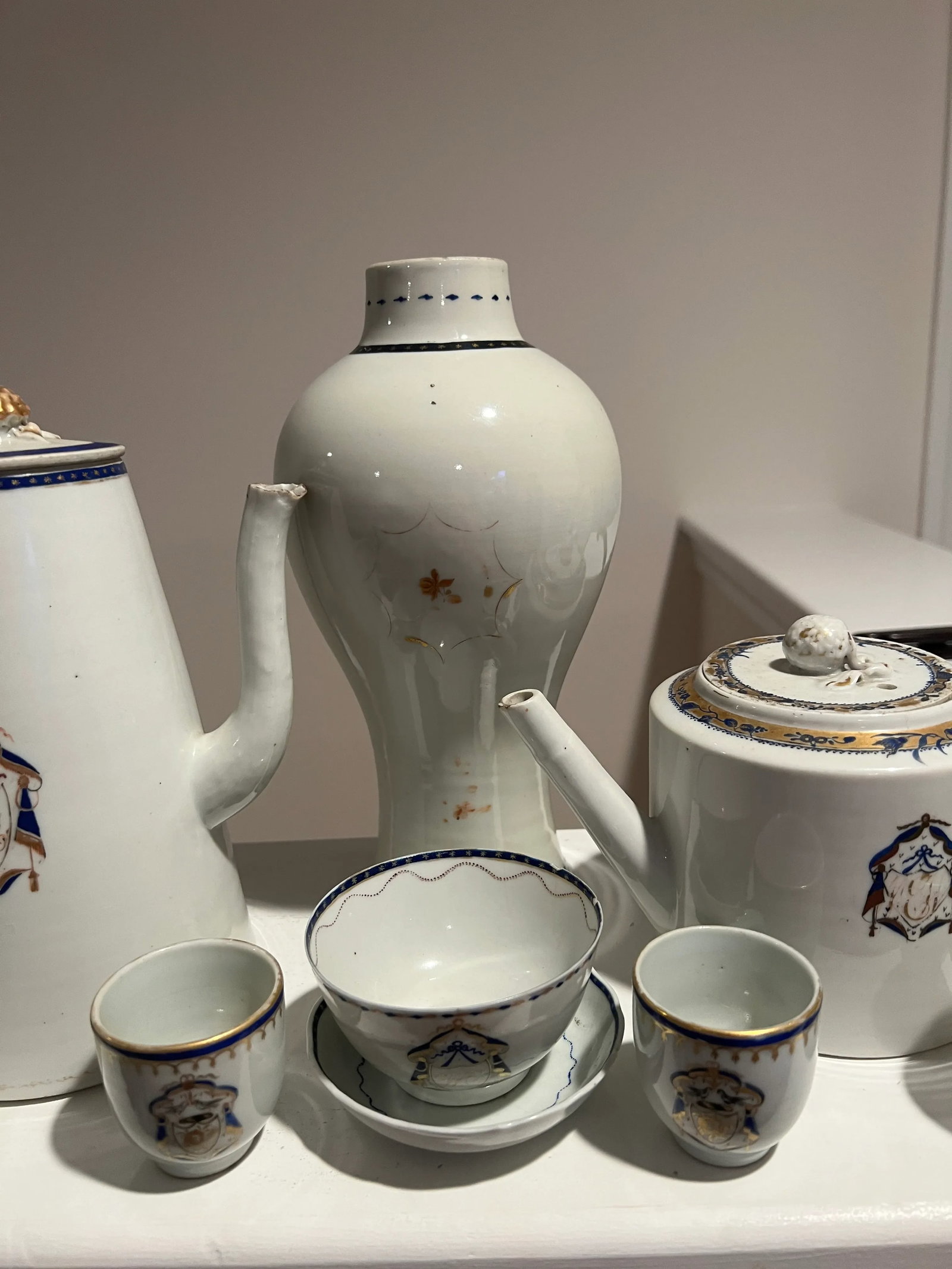 Instant Chinese Export Collection - 15 Piece Armorial Blue & White Grouping 18th C. - 5