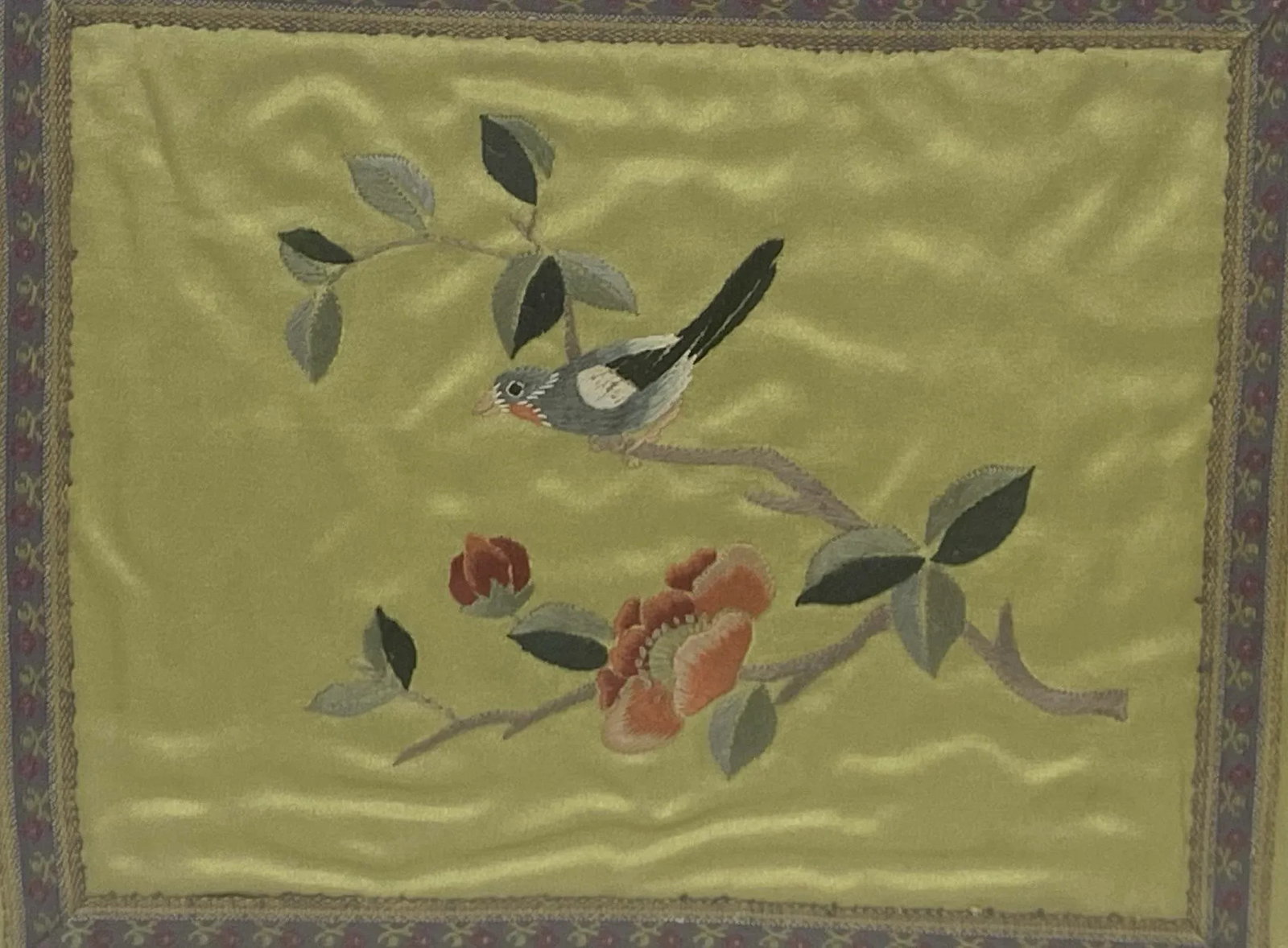 Vintage Japanese Framed Silk Embroidered Panel With a Singing Bird on a Cherry Blossom Tree Limb Des - 3