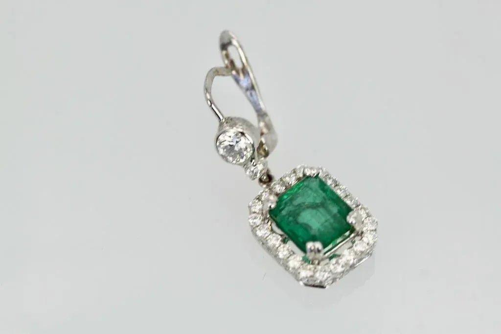 Emerald Diamond 18k Earrings - 2 Pieces - 3