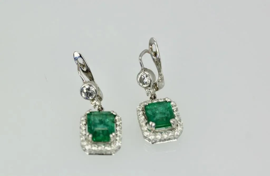 Emerald Diamond 18k Earrings - 2 Pieces - 4