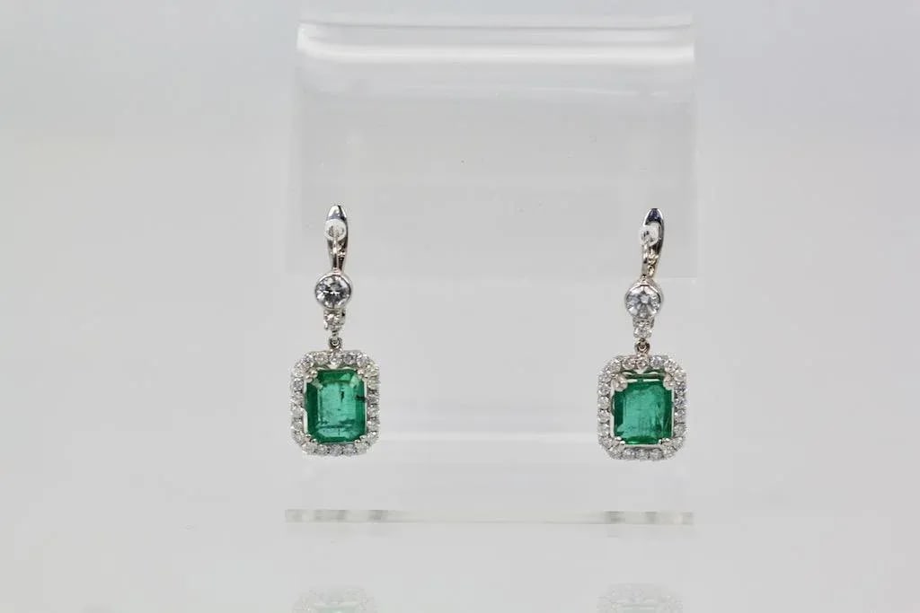 Emerald Diamond 18k Earrings - 2 Pieces - 9