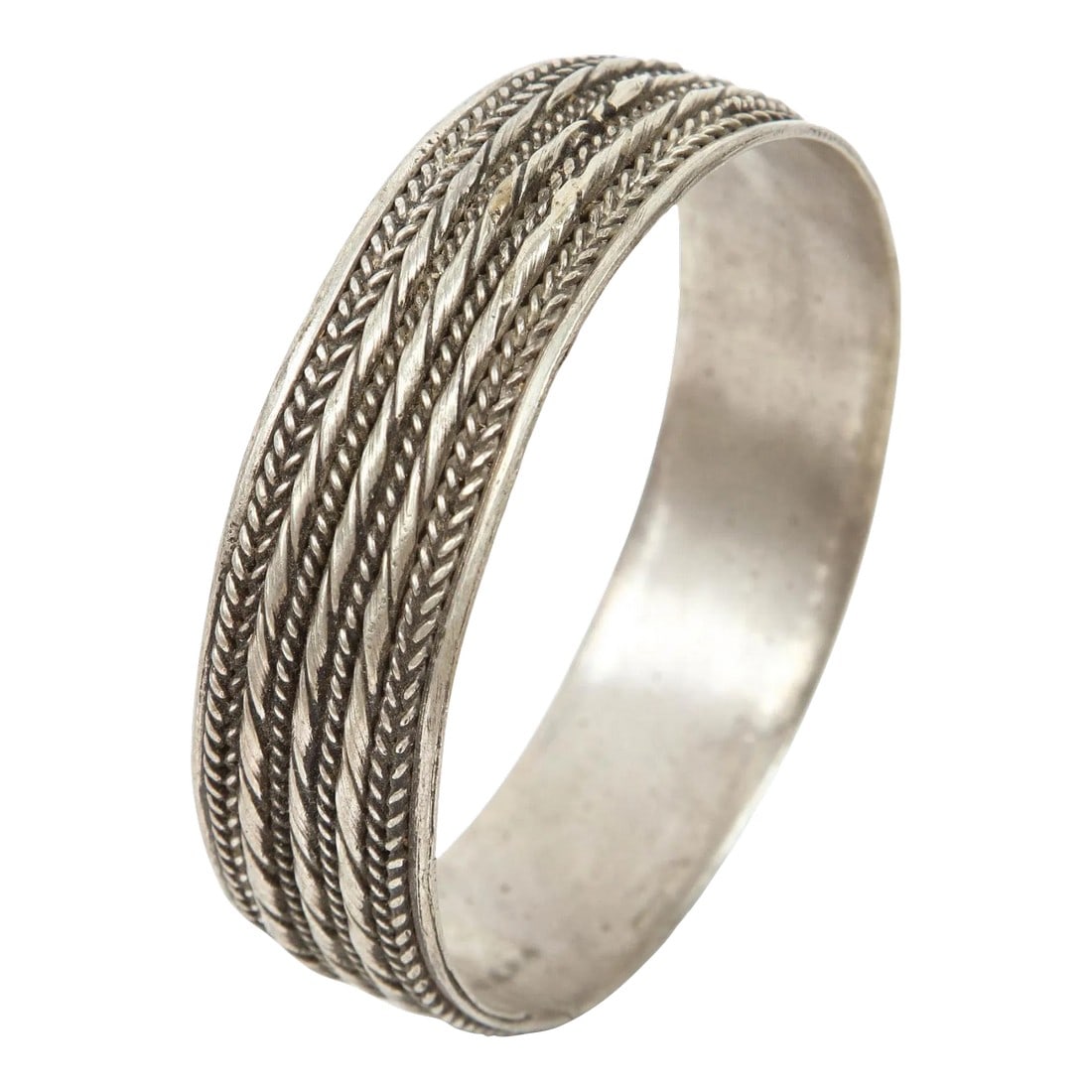 Moroccan Berber Tribal Ethnic Bracelet: Moroccan Berber tribal bracelet. Moroccan tribal bracelets from the High Atlas of Morocco. Handcrafted by Berber women using Moroccan silver nickel. The ethnic Nomadic and Bedouin jewelry from the Mag
