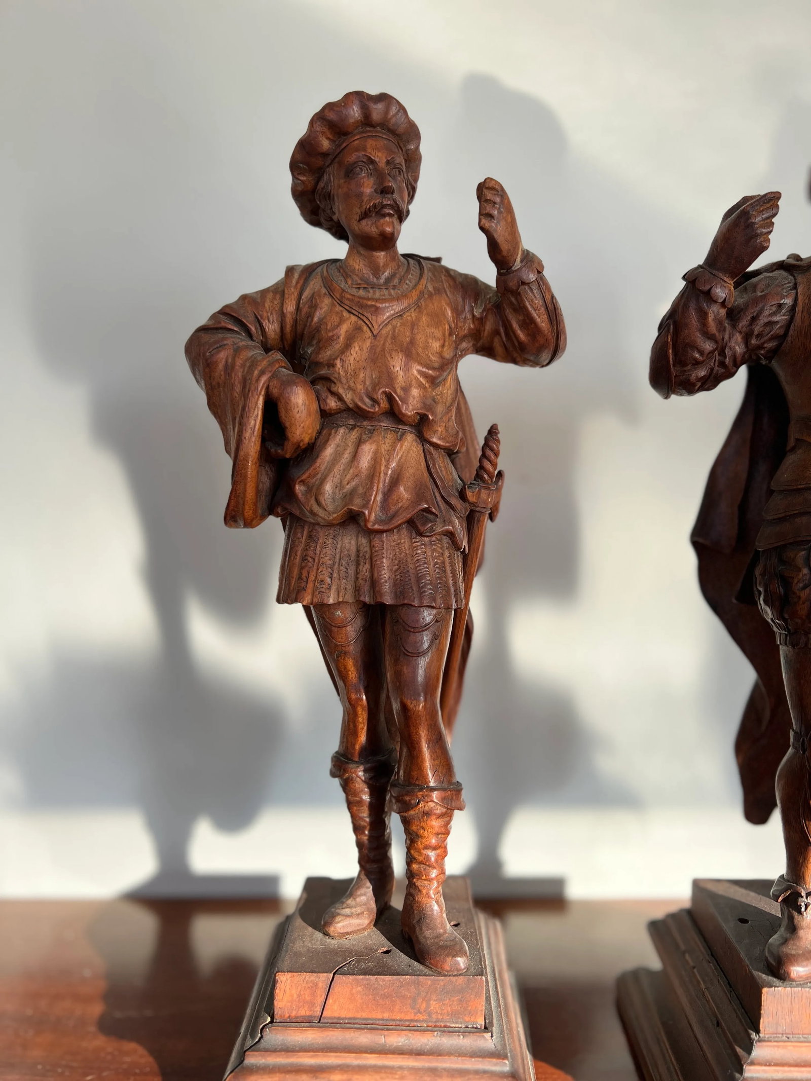 Pair, 19th Century Italian Renaissance Figural Spanish Soldiers or Landsknecht - 10
