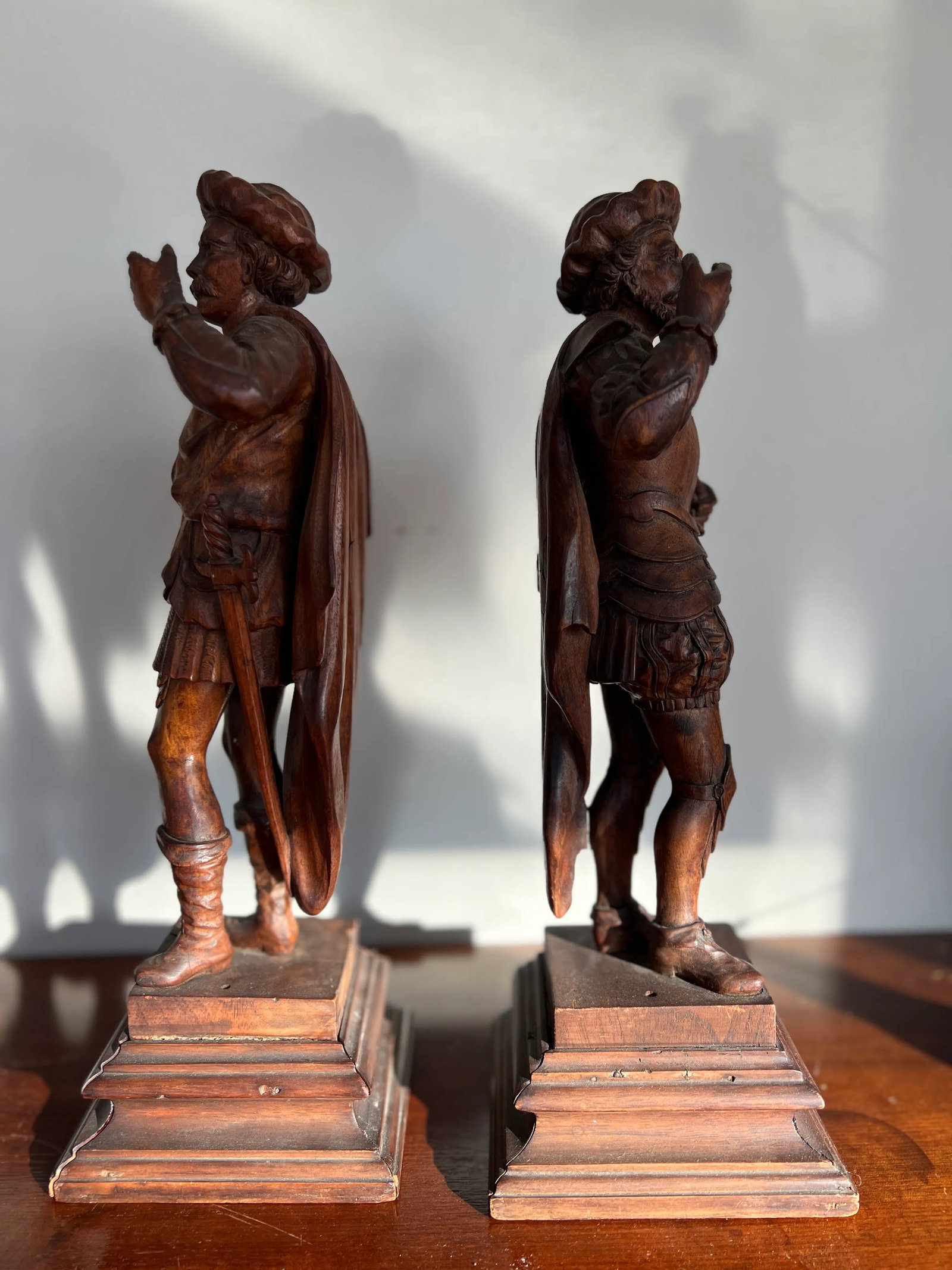 Pair, 19th Century Italian Renaissance Figural Spanish Soldiers or Landsknecht - 4