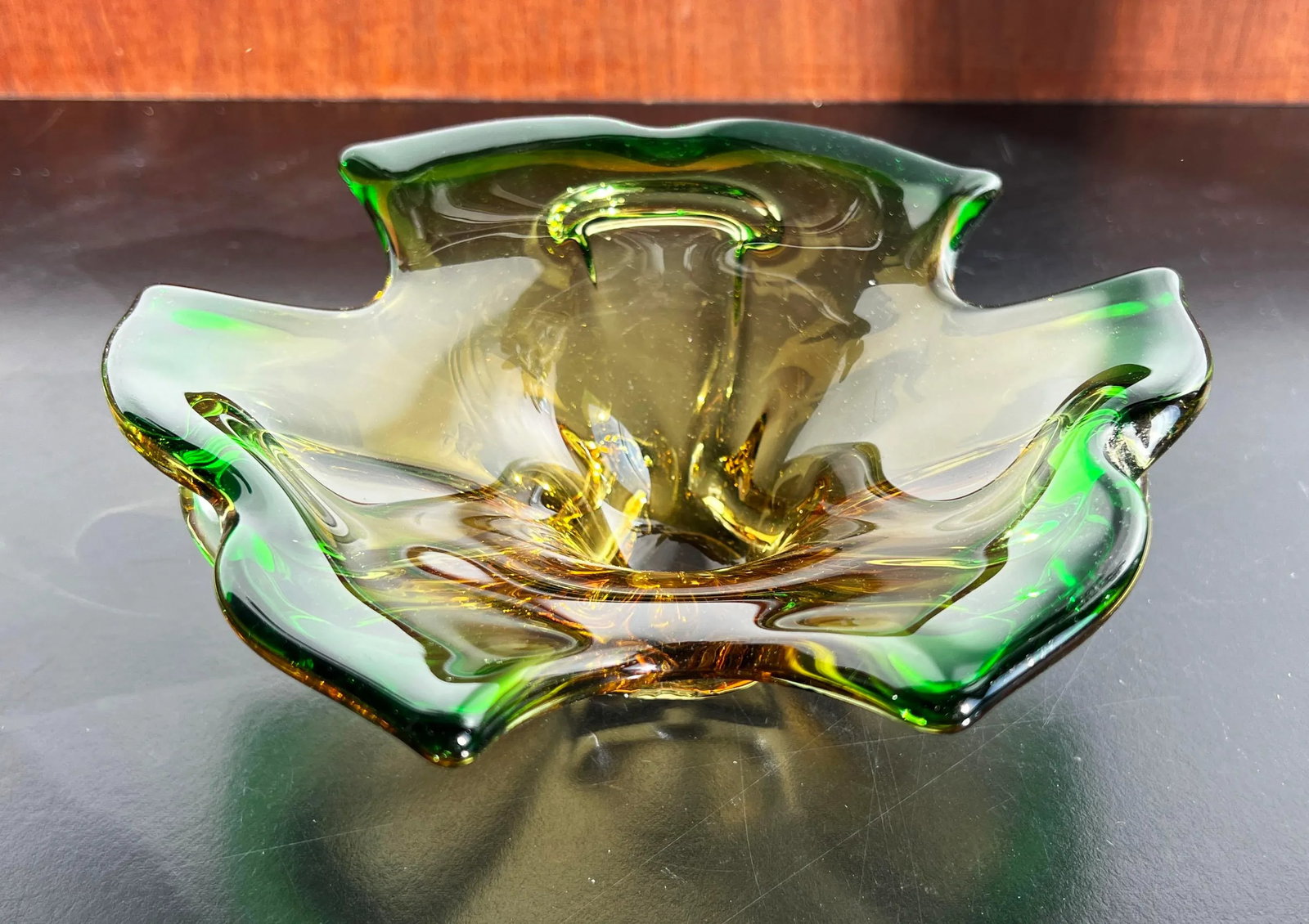 Vintage Mid Century Modern Italian Murano Art Glass Sommerso Bowl / Catchall - 3