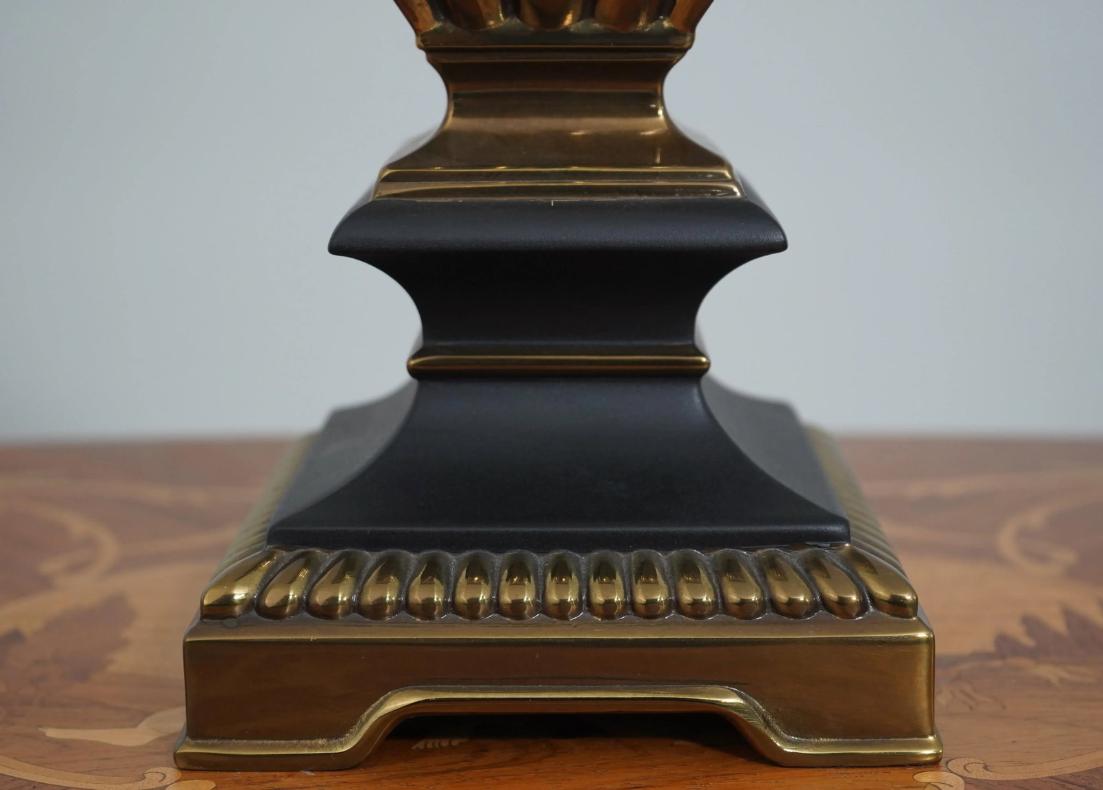 Pair Rembrant Regency Style Bronze Finish Lamps - 7