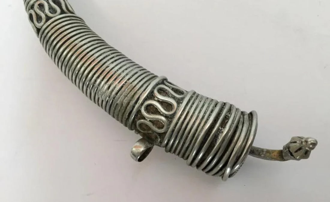 Traditional Silver Torque Necklace Chocker From Rajasthan India - 7