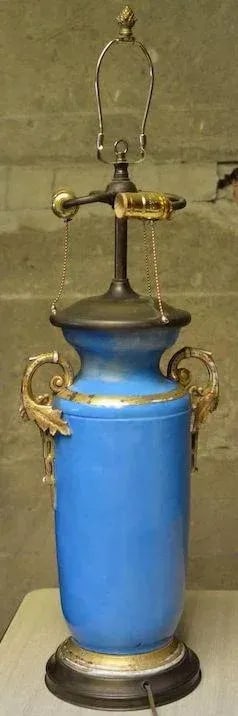 Large Paris Porcelain Hand Painted 3-Light Table Lamp - 10