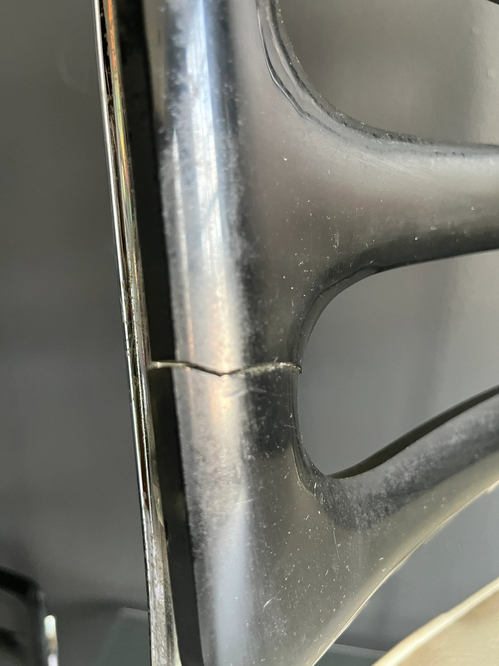 Motivated Seller: 1980s Postmodern Chromcraft Lucite Dinette - 10