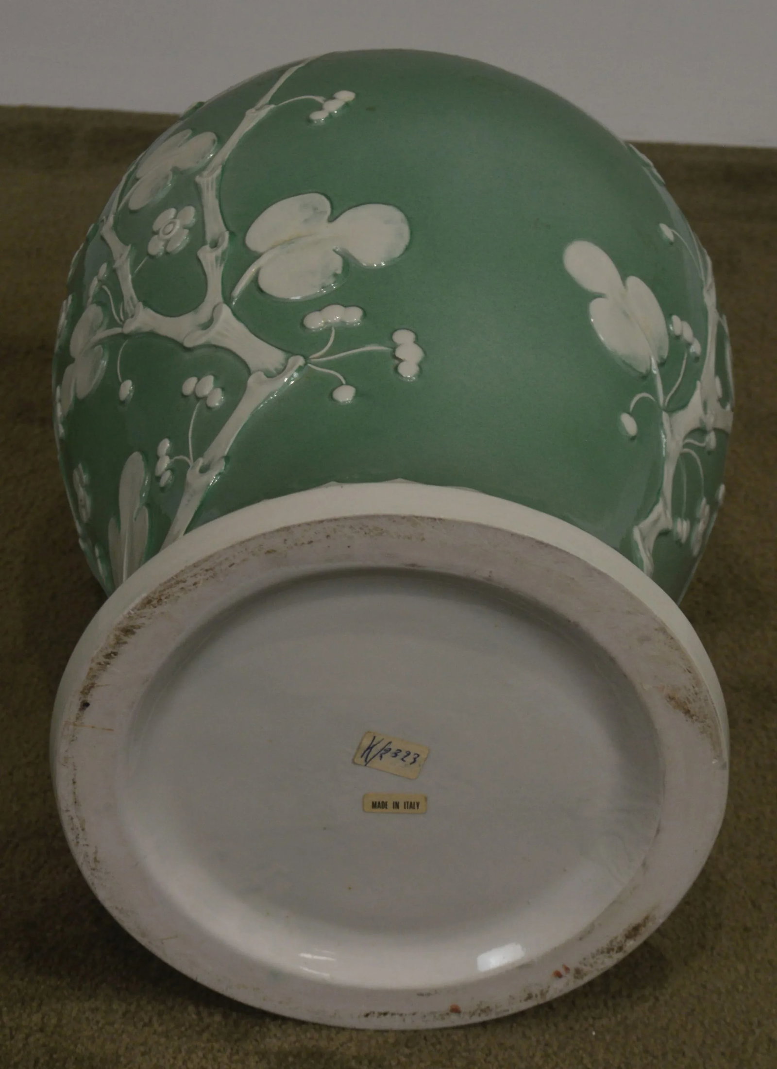 Green and White Italian PorcelaÃ¯n Pottery Lidded Canister - 12