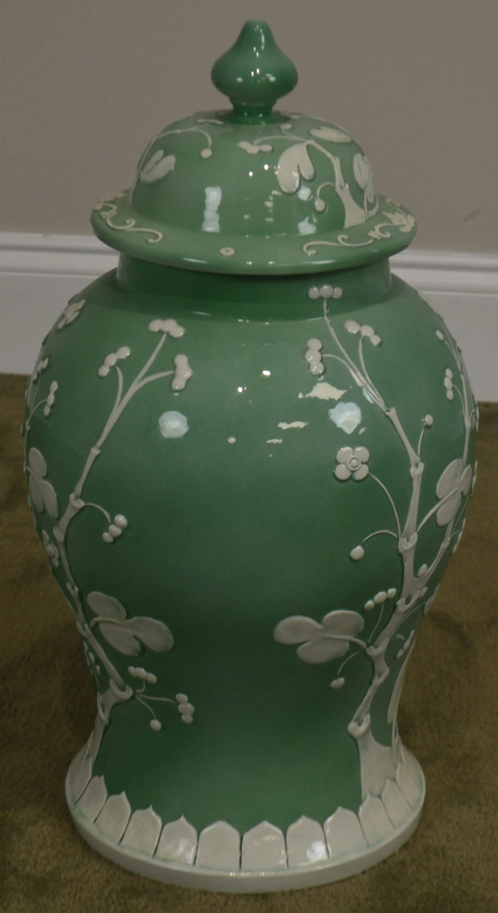 Green and White Italian PorcelaÃ¯n Pottery Lidded Canister - 5
