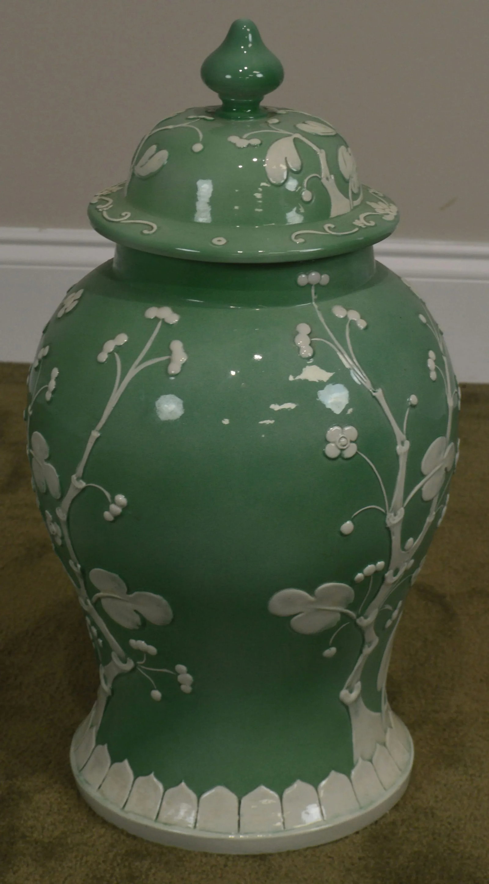 Green and White Italian PorcelaÃ¯n Pottery Lidded Canister - 6