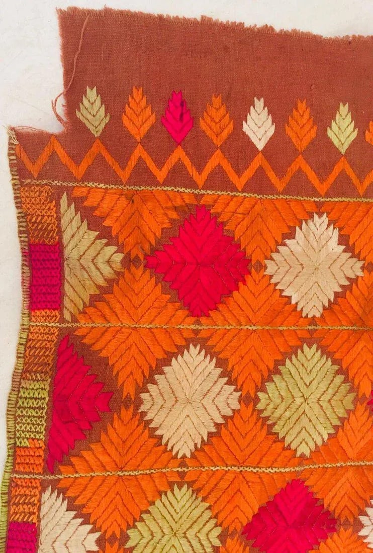 20th Century Asian Phulkari Wedding Shawl - 4