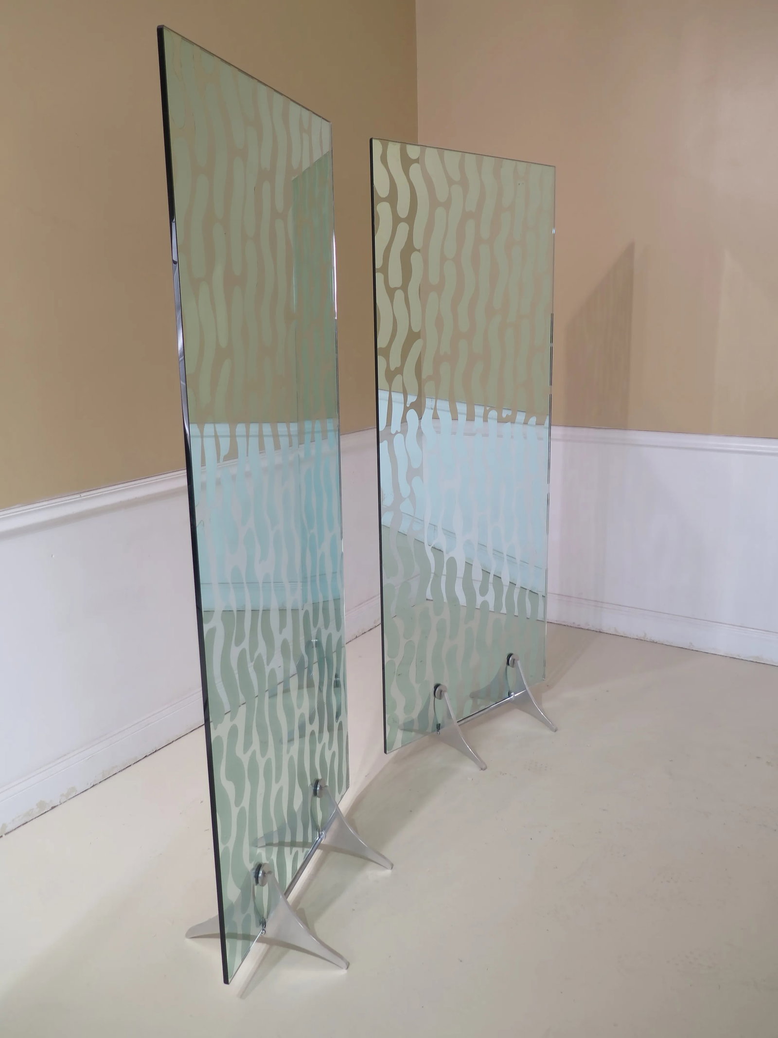Modern Design Room Dividers or Screens - a Pair - 4