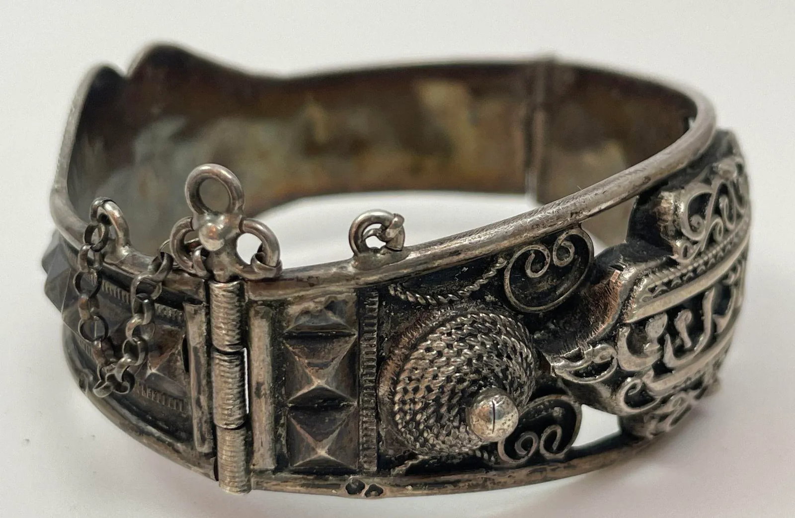Antique Moorish North African Silver Cuff Bracelet - 2