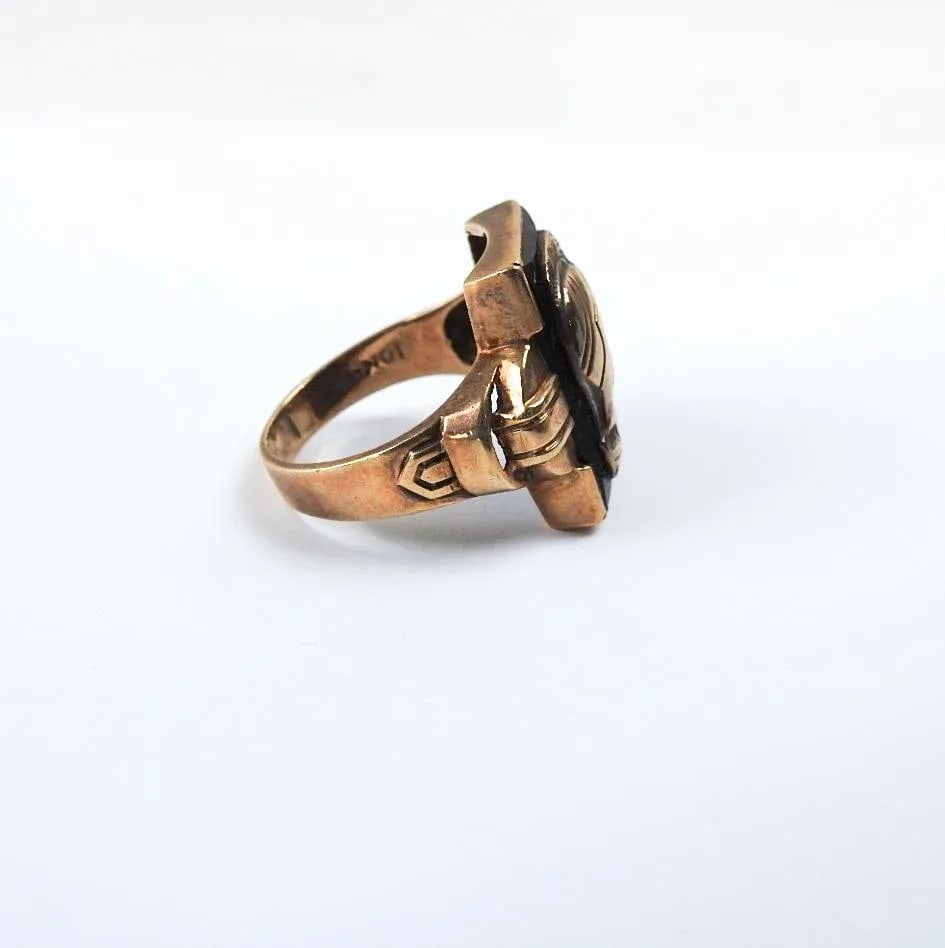 Early 20th Century 10k Gold Onyx Profile Ring - 5