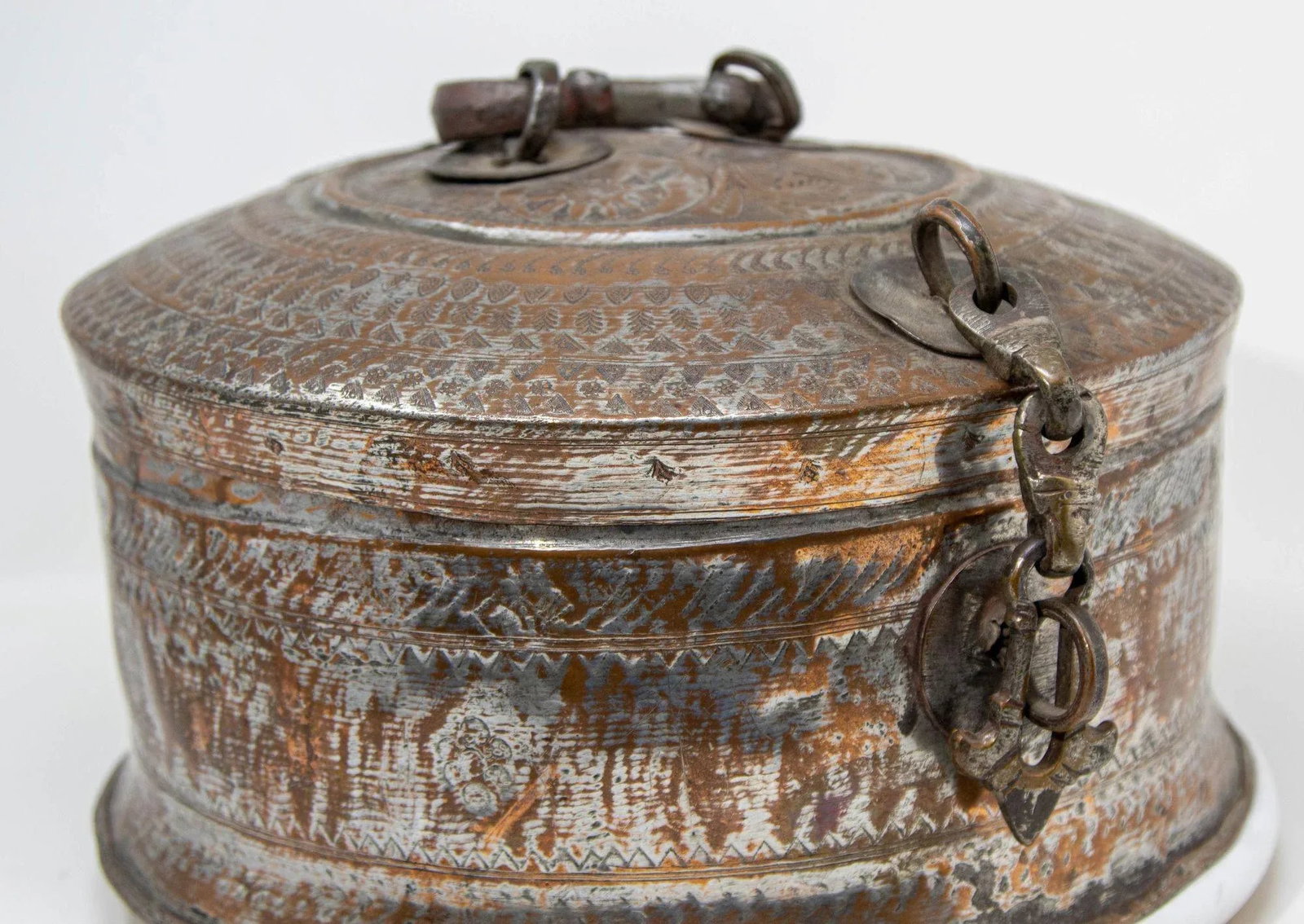 Antique South Asian Round Copper Bronze Box With Lid From India 19th C. - 5