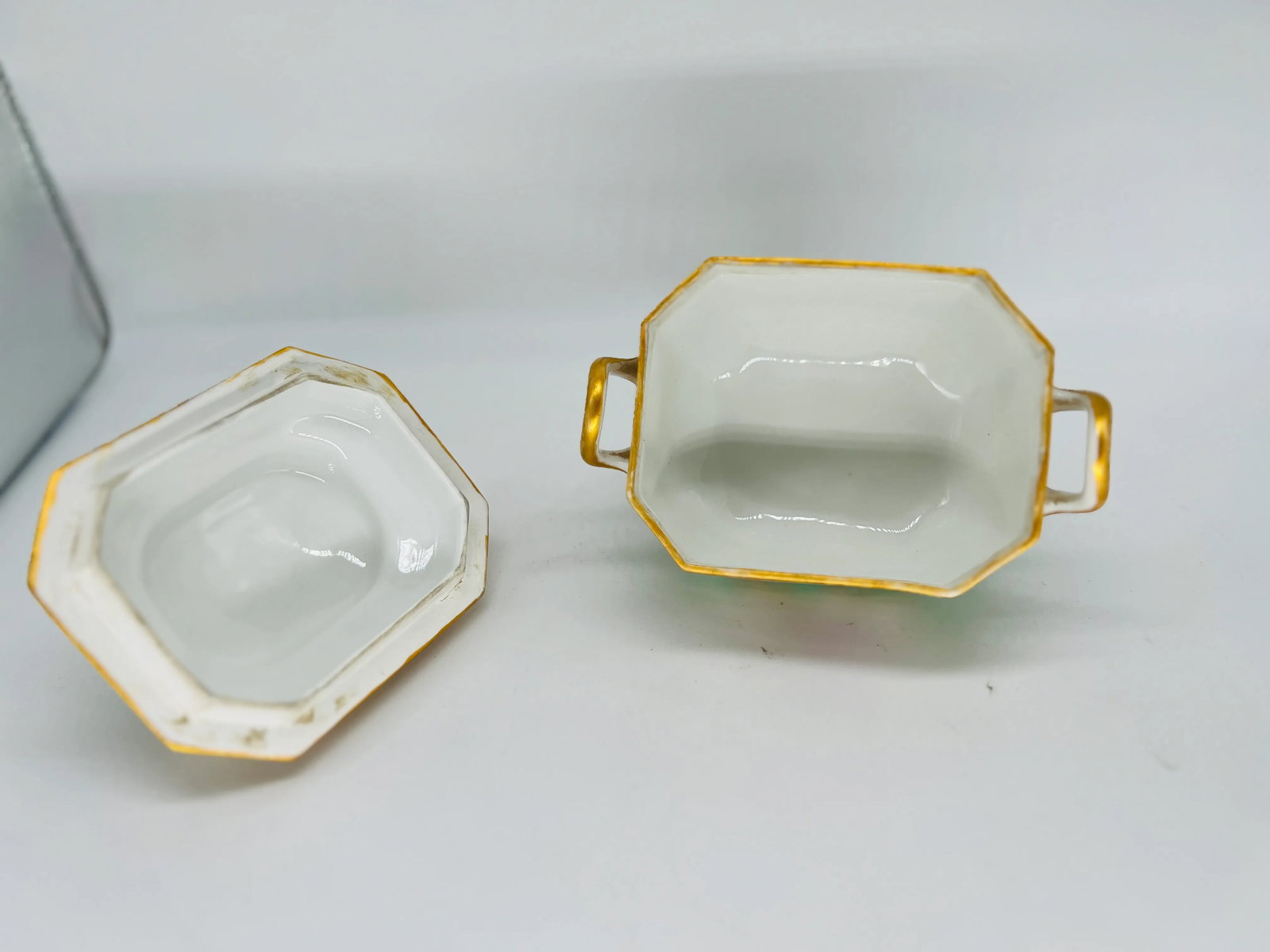 19th Century, Old Paris Porcelain Gilt & Floral Enamel Covered Sugar Bowl - 5