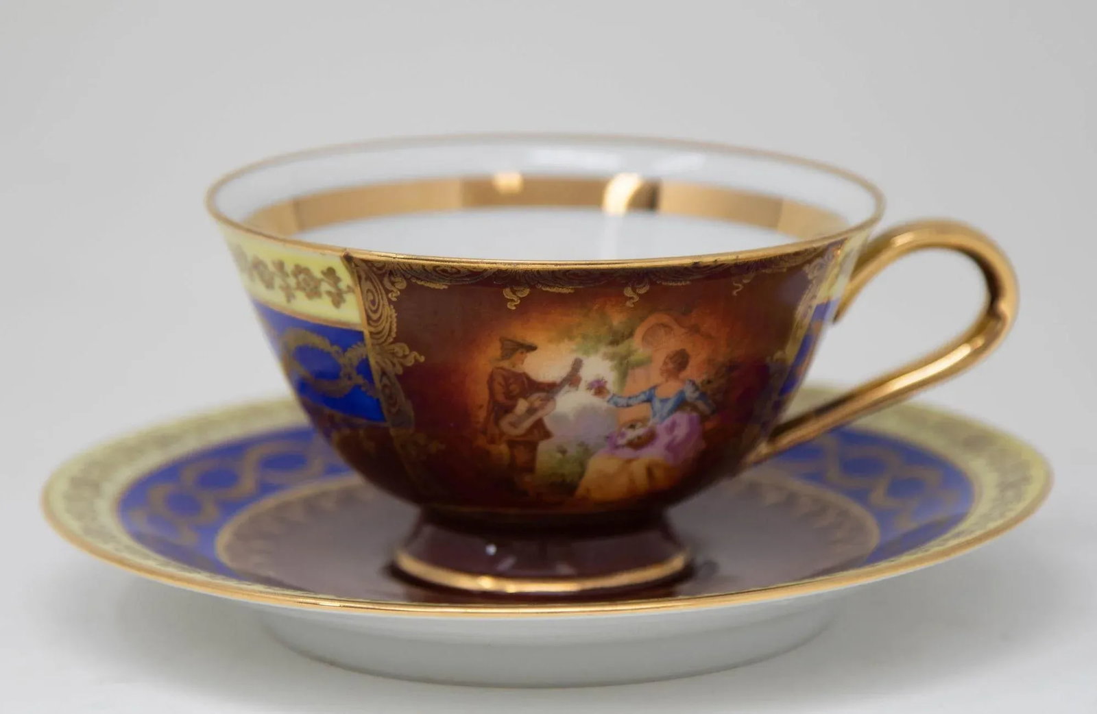 Fragonard Porcelain Hand Painted Matched Porcelain Cabinet Cup and Saucer Set - 5
