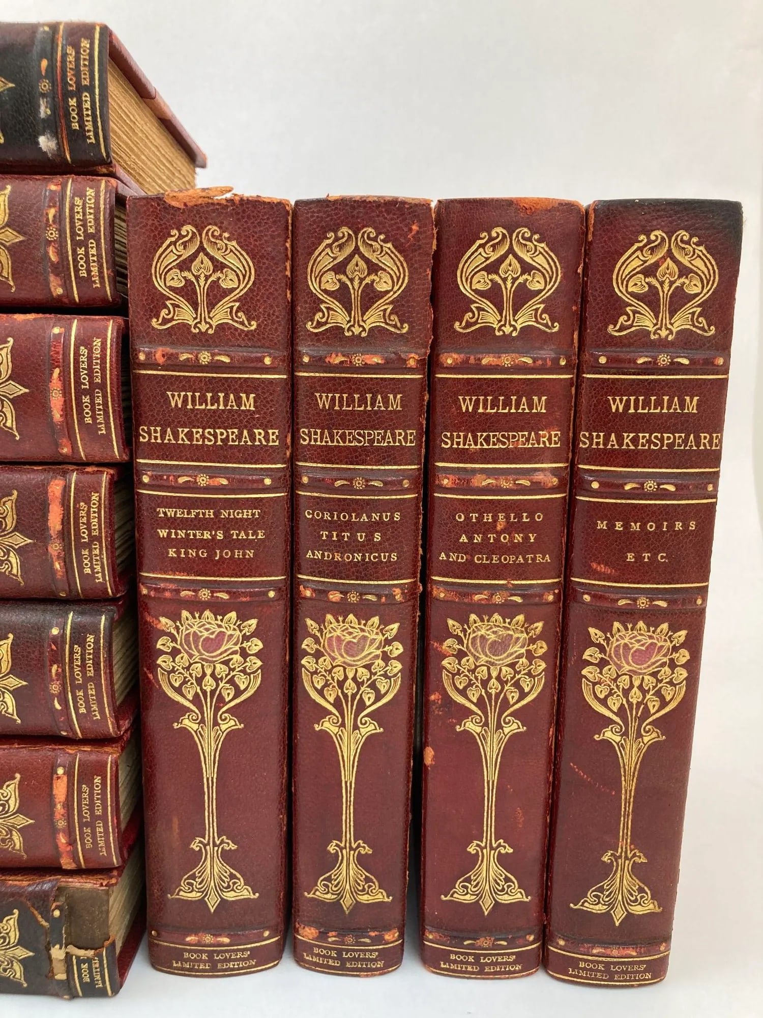 William Shakespeare 15 Volumes Limited Edition Number 77 - 3