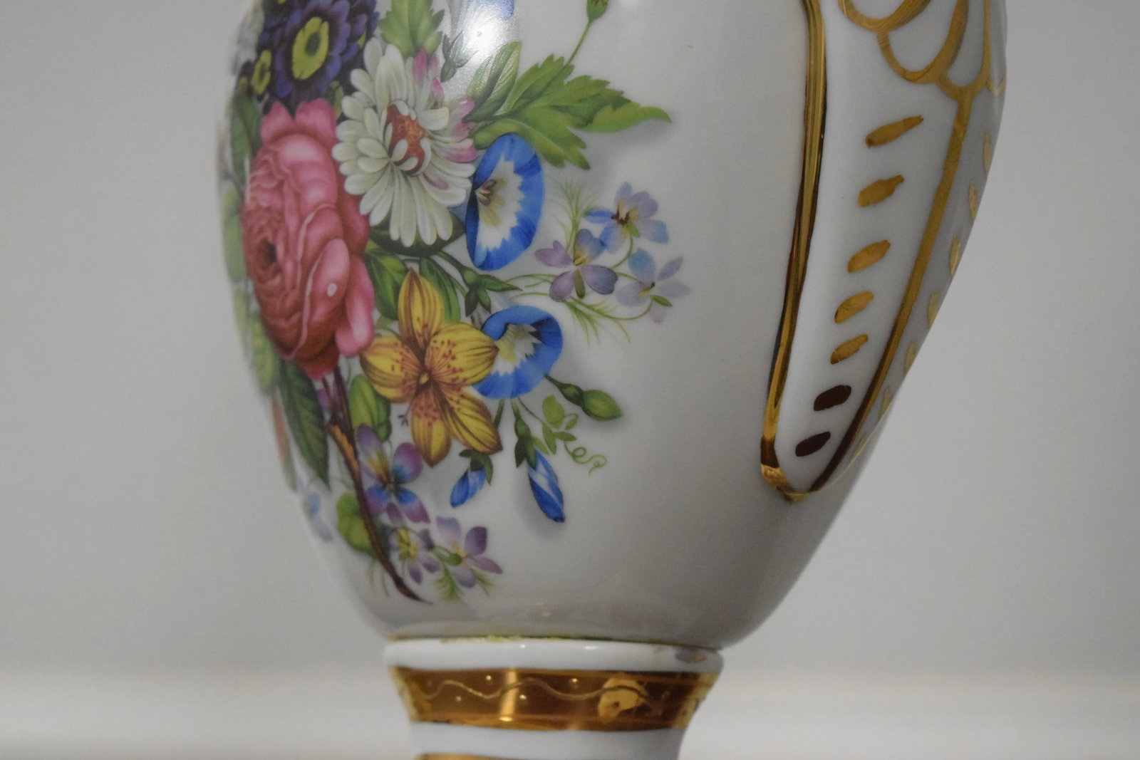 Pair Frederick Cooper Floral Regency Urn Table Lamps - 7