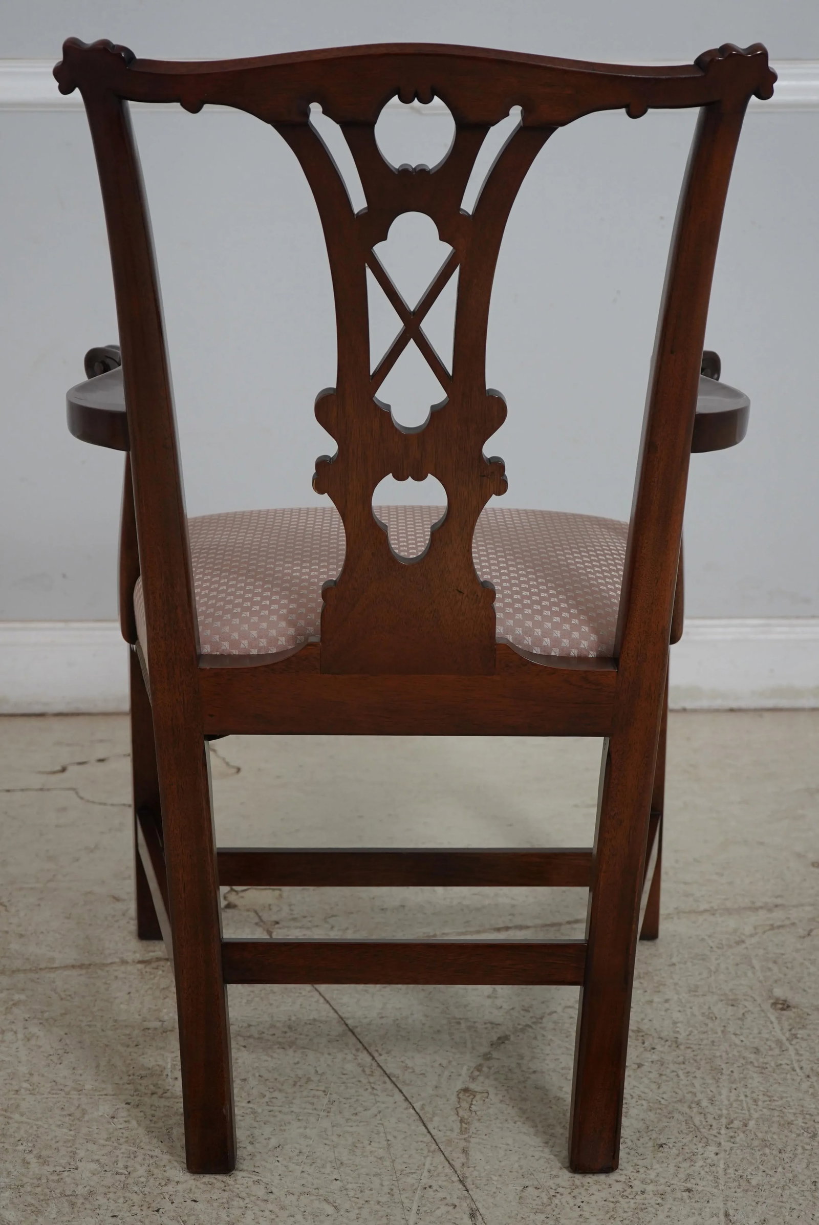 Set of 8 Kindel Irish Georgian Mahogany Dining Room Chairs - 4