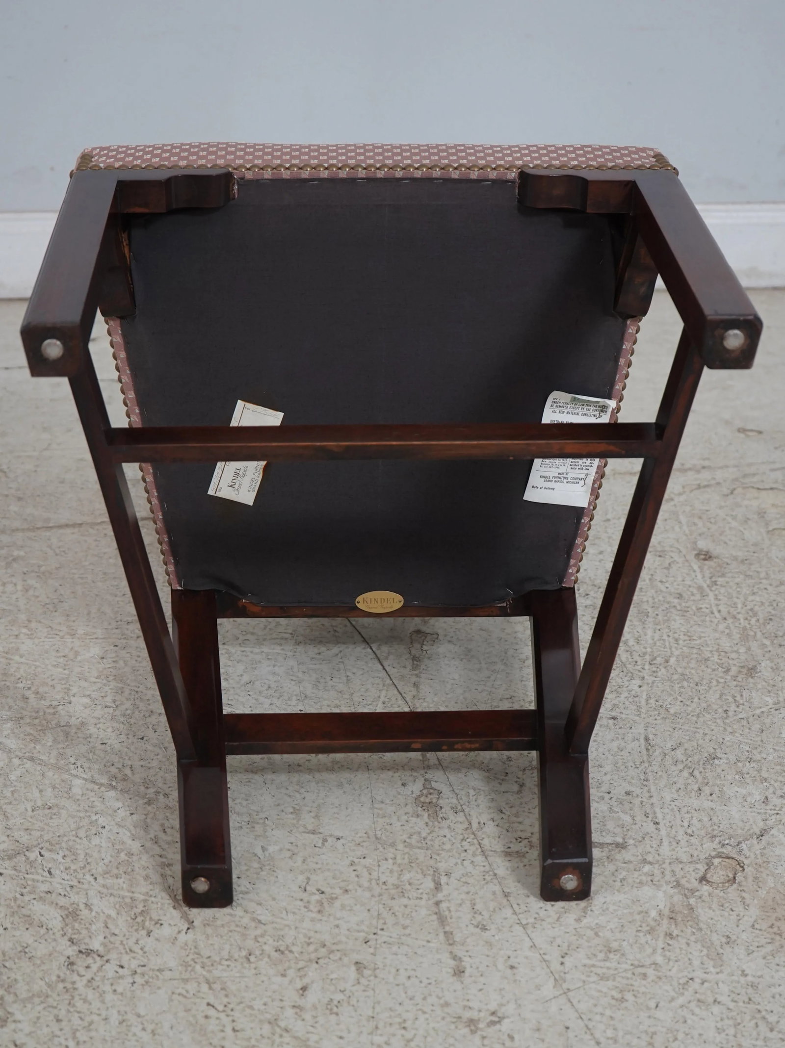 Set of 8 Kindel Irish Georgian Mahogany Dining Room Chairs - 9