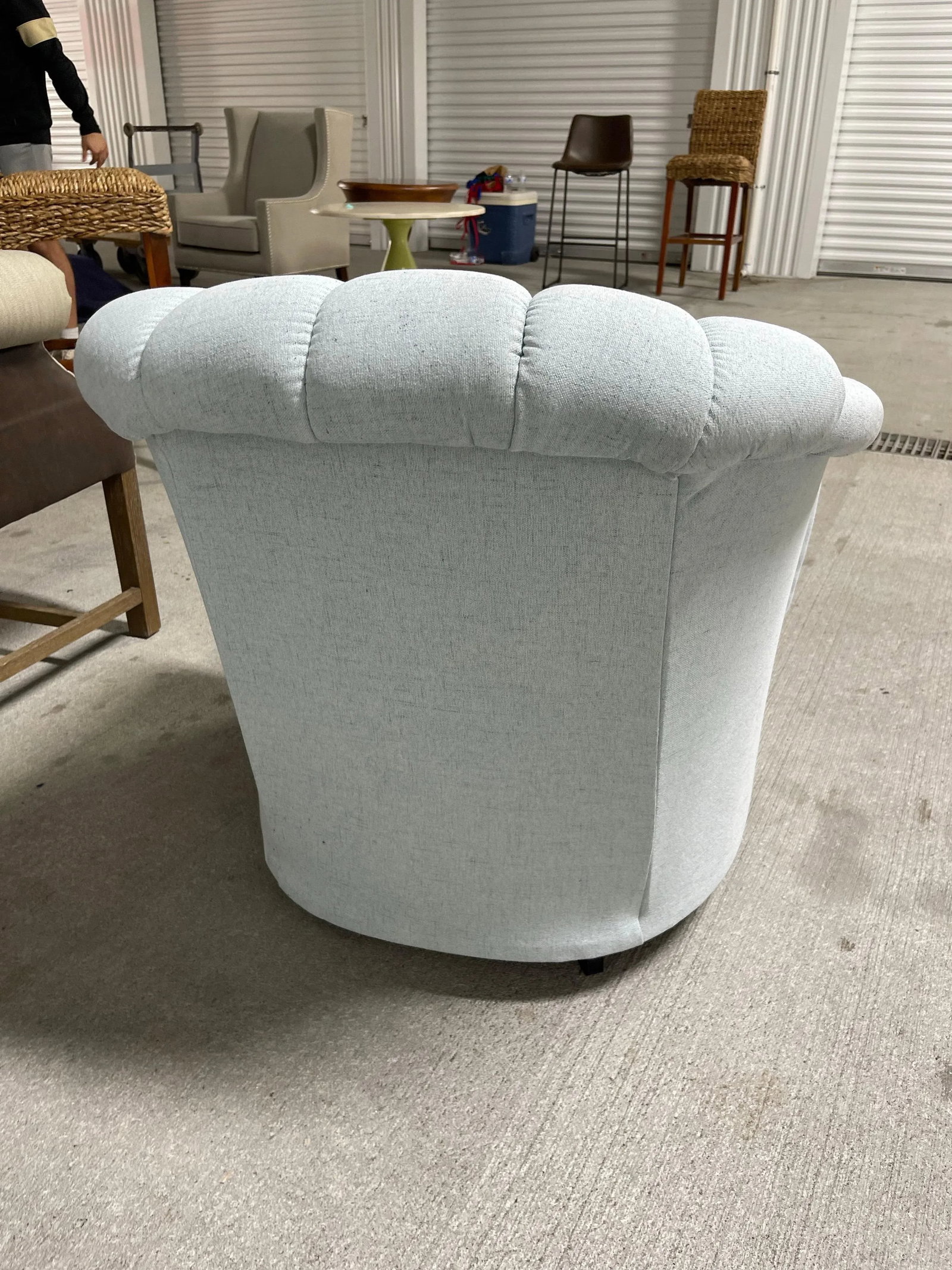 Pair of Light Blue Shade Swivel Club Chairs with a Fan Back Design, 21st Century - 5