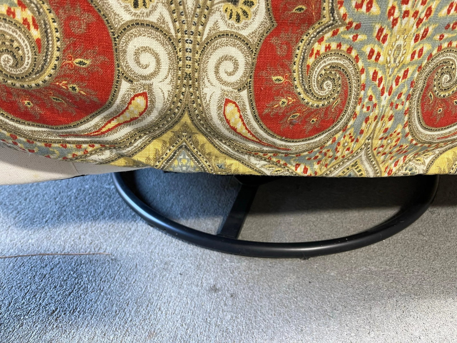 Swivel Glider Chair Slipcovered in Paisley Design Fabric, 21st Century - 6