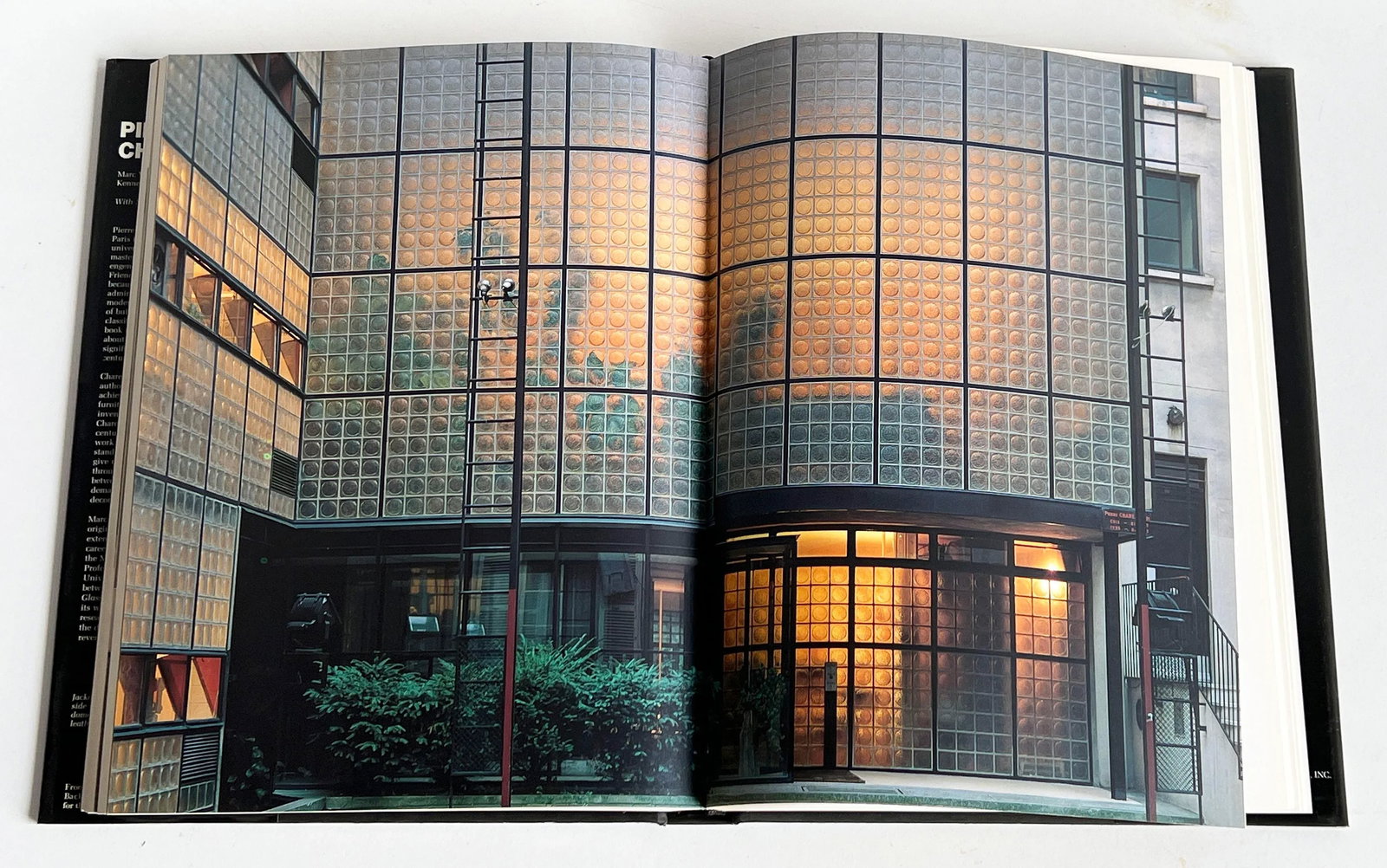 Vintage 1985 Architectural Coffee Table Book on Pierre Chareau by Rizzoli - 3