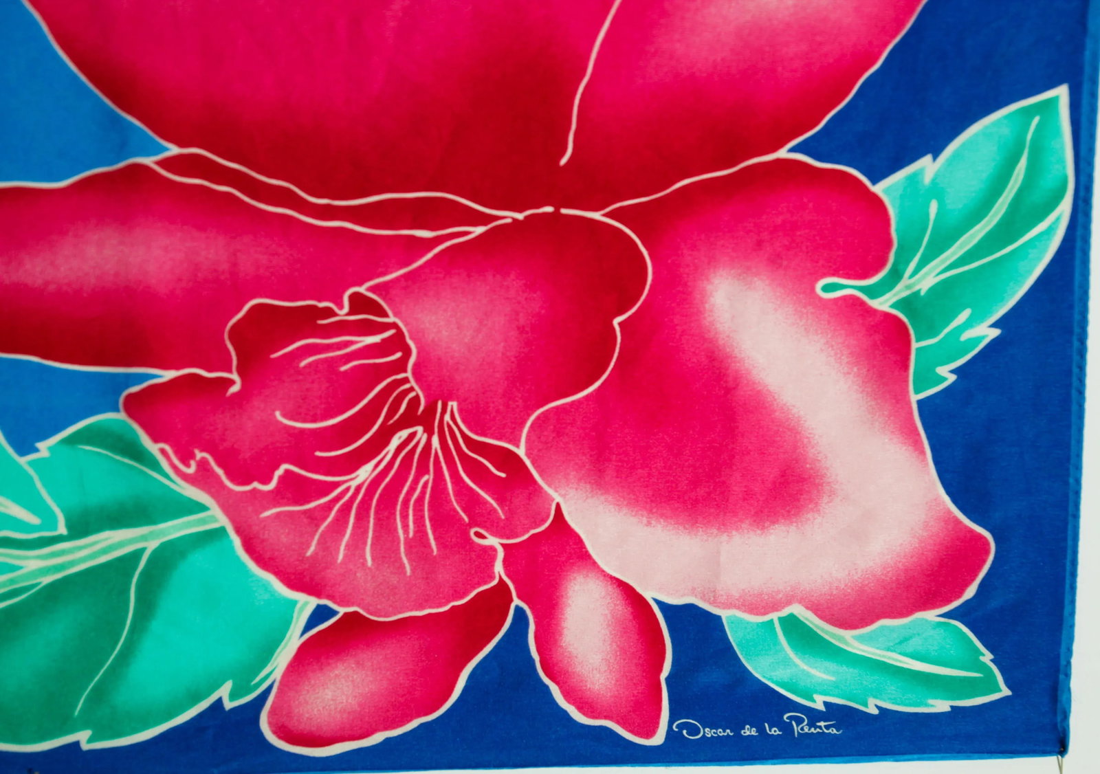 Oscar De La Renta Vivid Floral Tropical Silk Scarf - 4