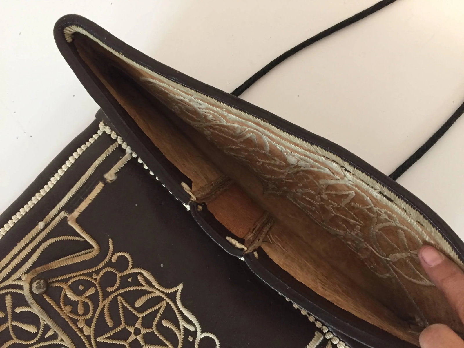 Vintage Moroccan Cross Body Leather African Bag - 9