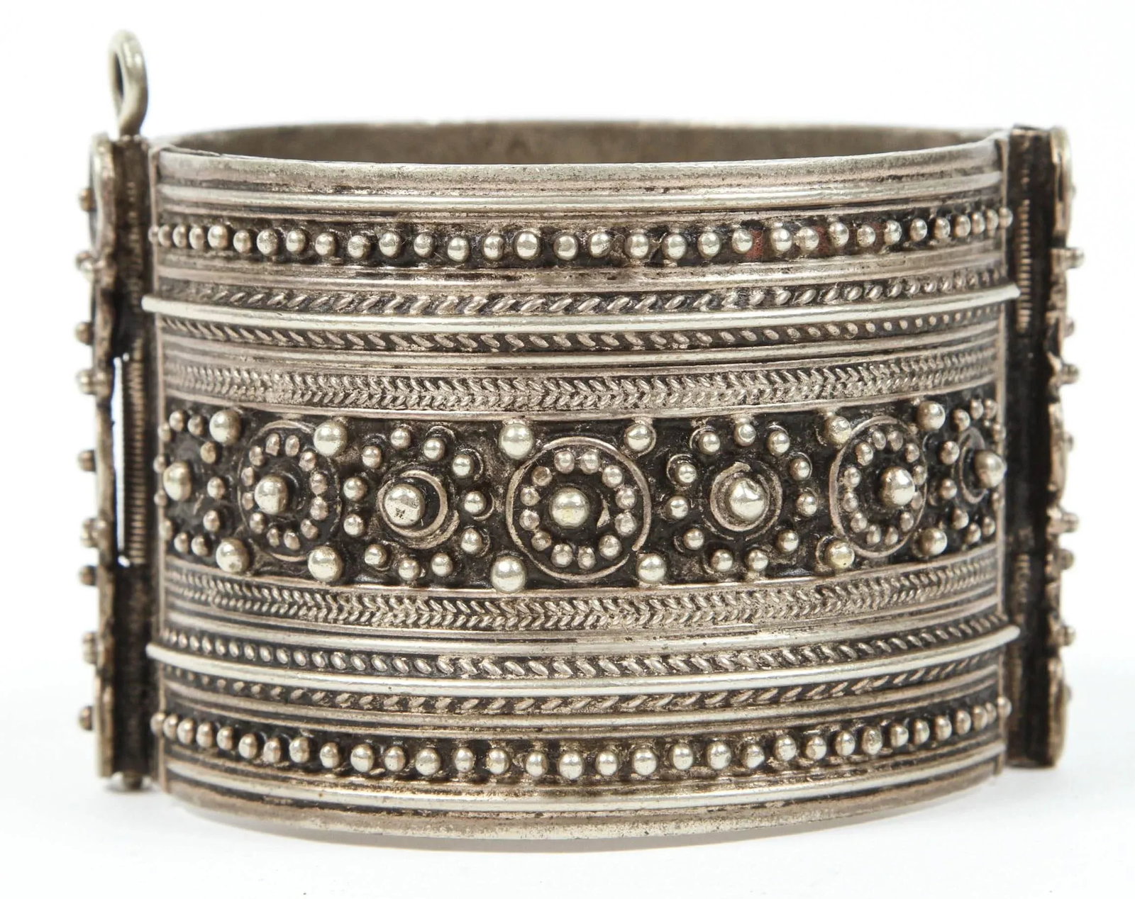 Moroccan Berber Tribal Silver Cuff - 3