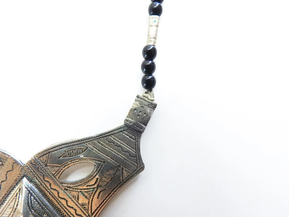 Vintage Tribal Carnelian and Silverplate Necklace - 4