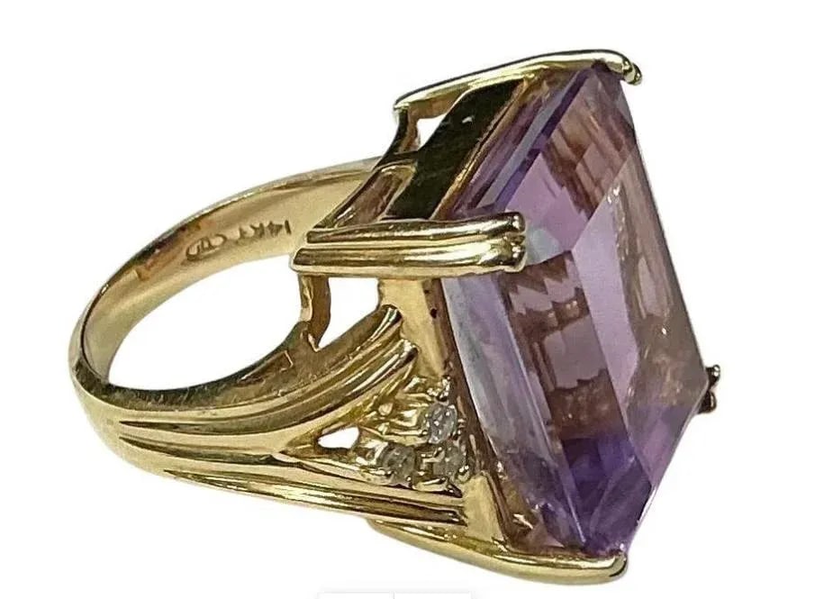 14k Yellow Gold Amethyst and Diamond Ring - 2